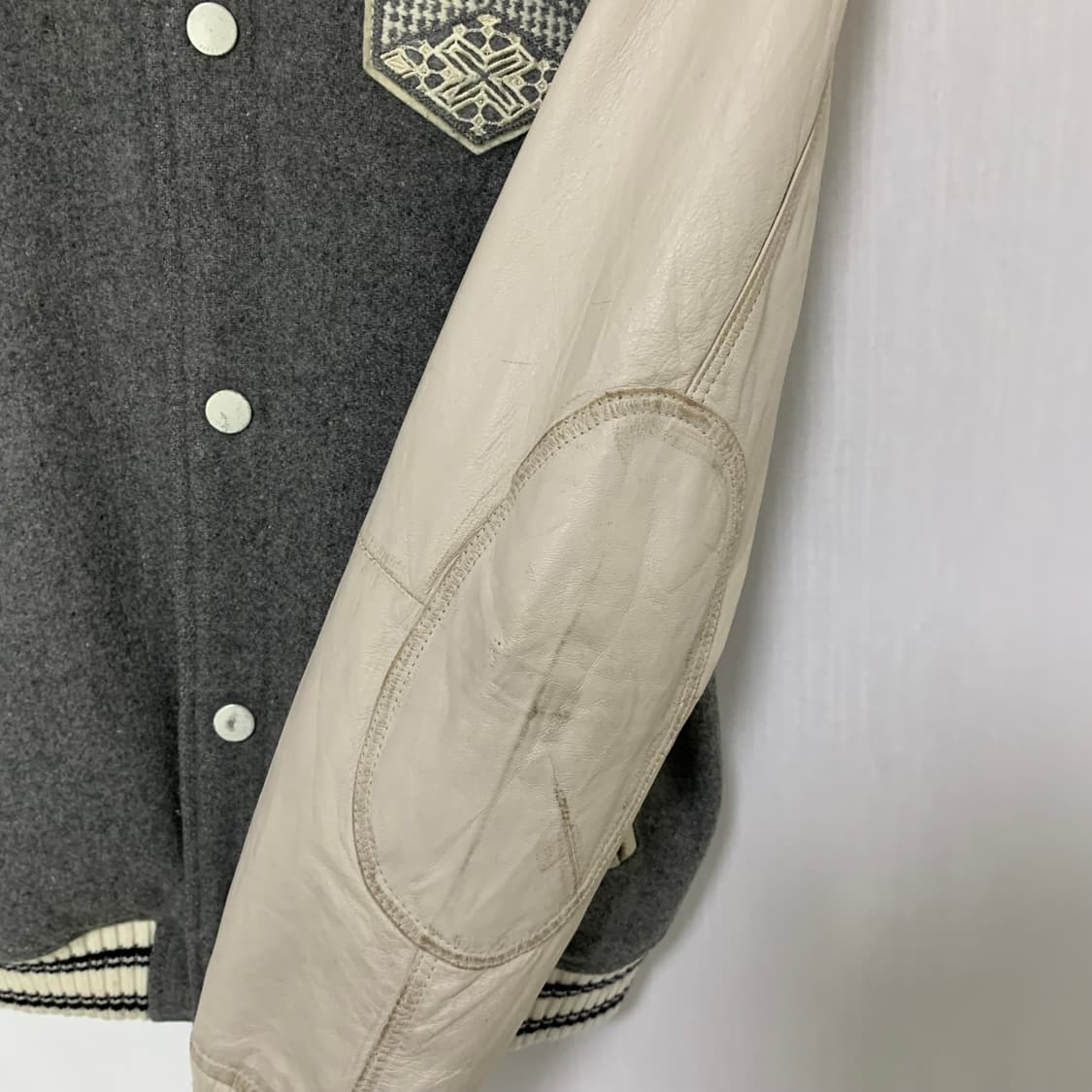 디젤 빈티지 그레이 스타디움 자켓 바시티 남녀공용 상품이미지3