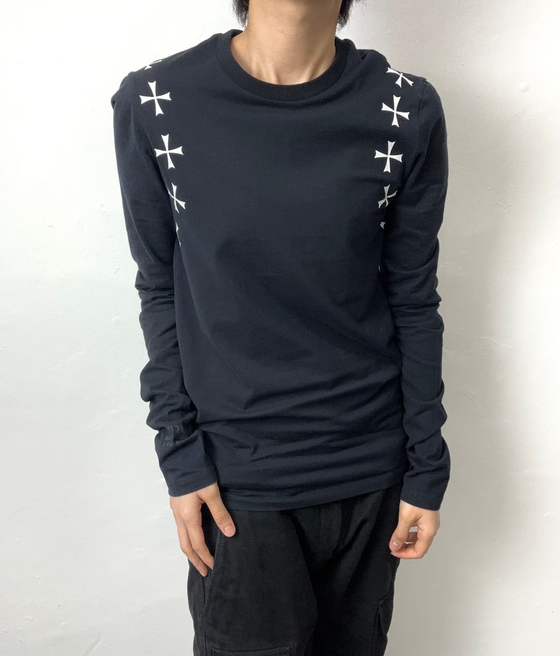 Neil Barrett Cross-Print Long Sleeve T-S 상품이미지2
