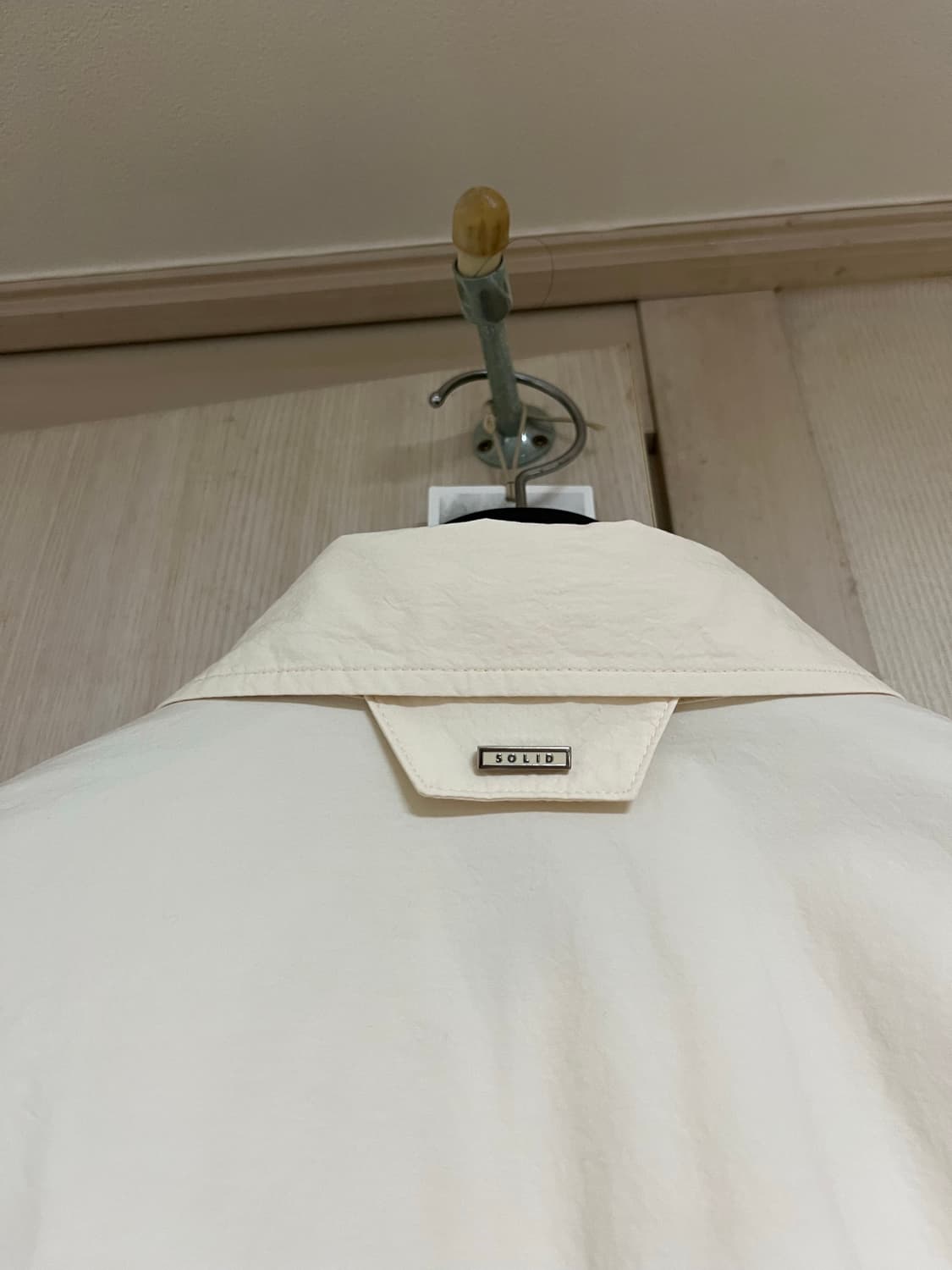 솔리드옴므 오버핏 페이퍼셔츠 베이지 상품이미지3