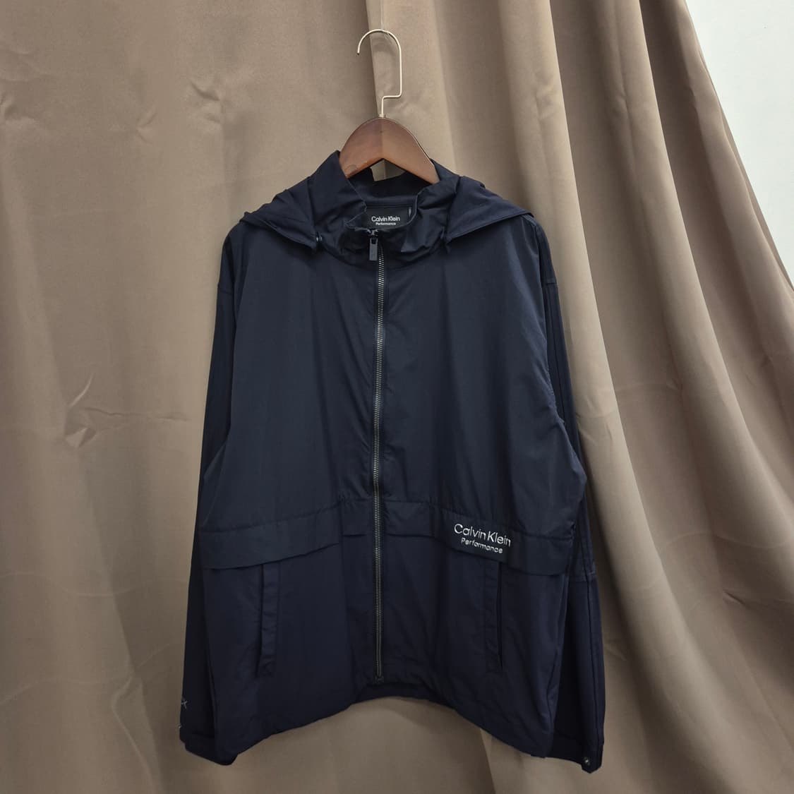 캘빈클라인 퍼포먼스 바람막이 자켓 M 상품이미지1