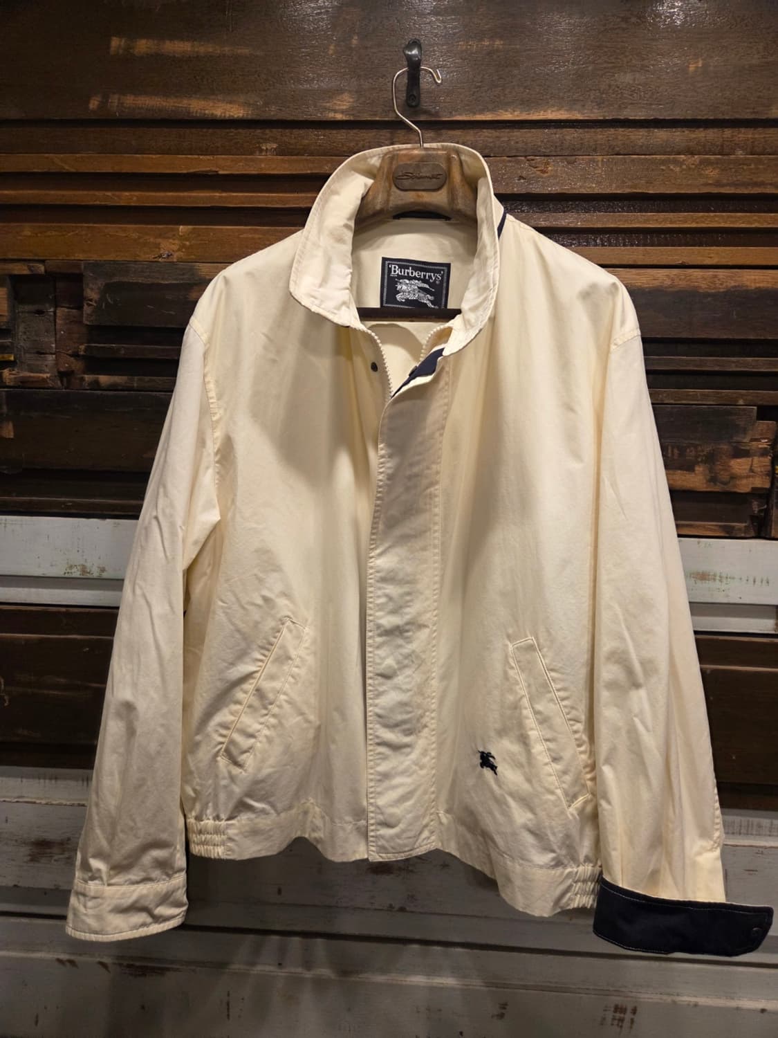 버버리 클래식 바라쿠타 자켓 상품이미지2