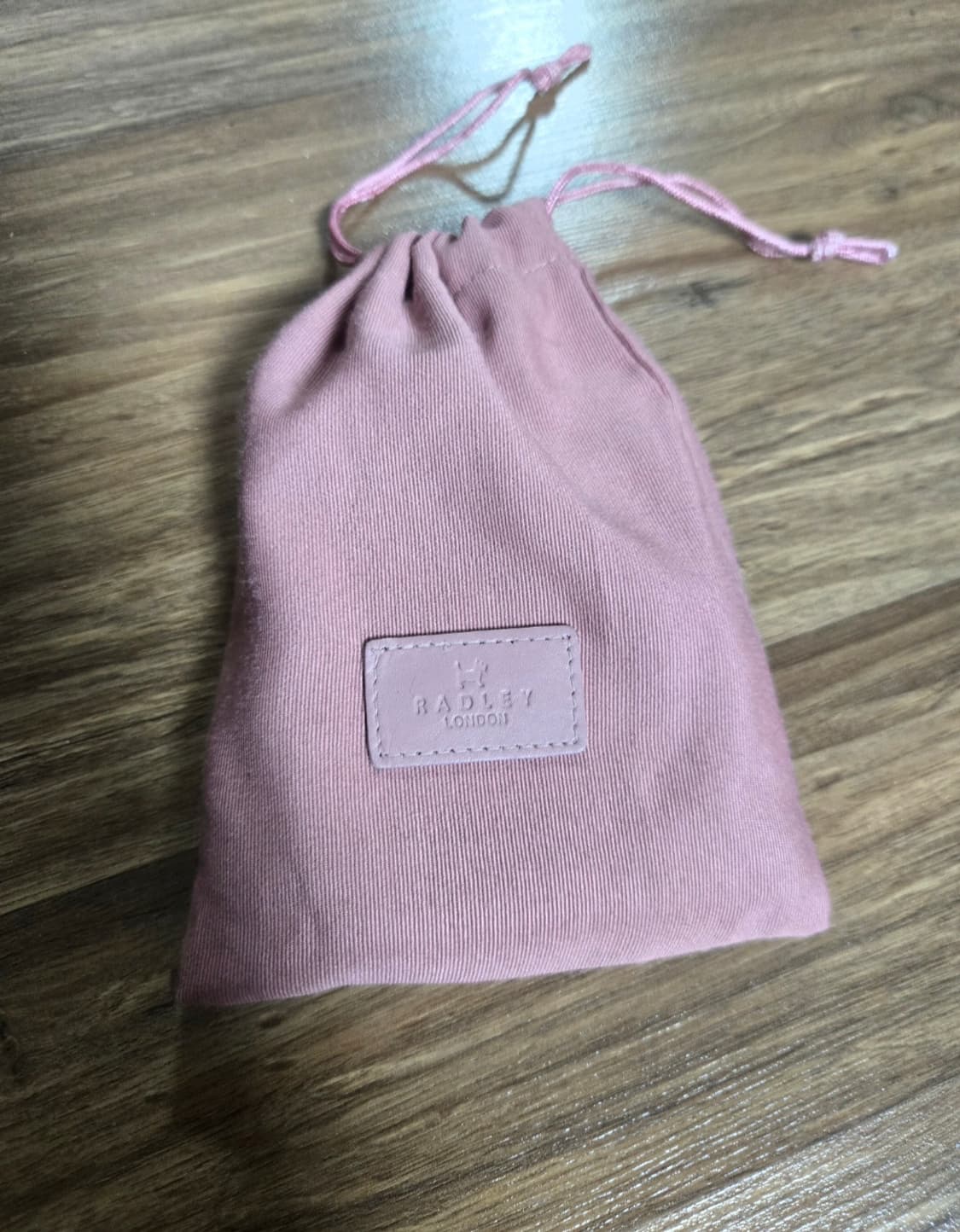 래들리 런던 그로브너 지갑 상품이미지8