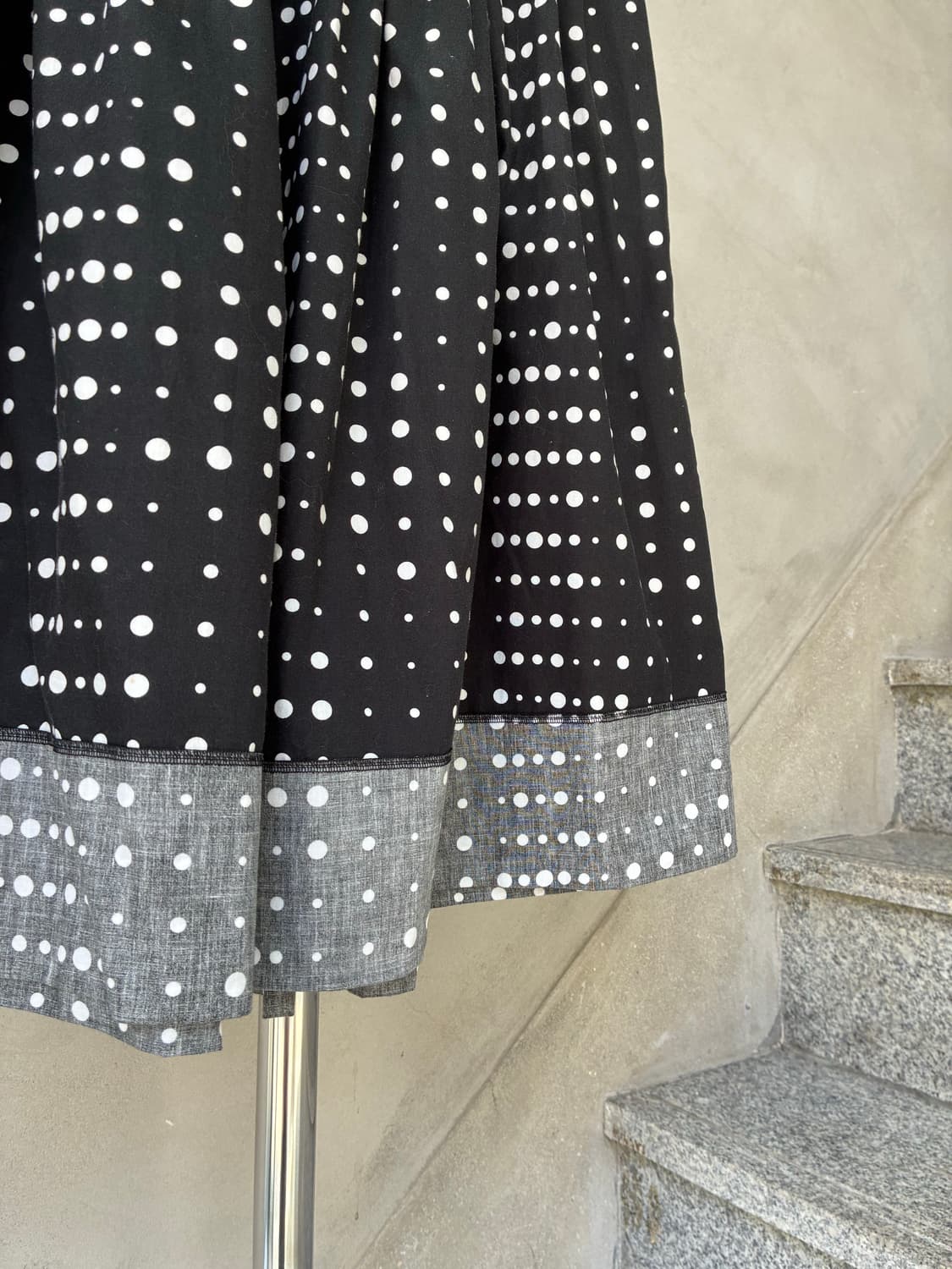 꼼데가르송 블랙 도트 스커트 상품이미지5