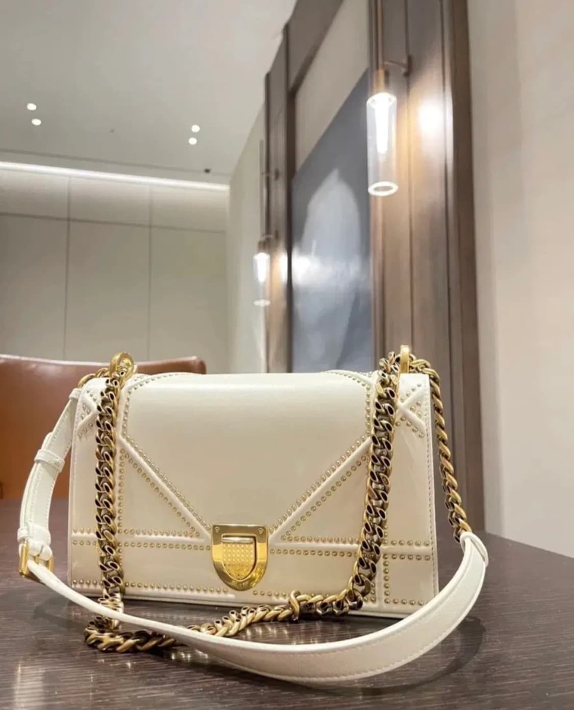 디올 한정판 디오라마 백 상품이미지2