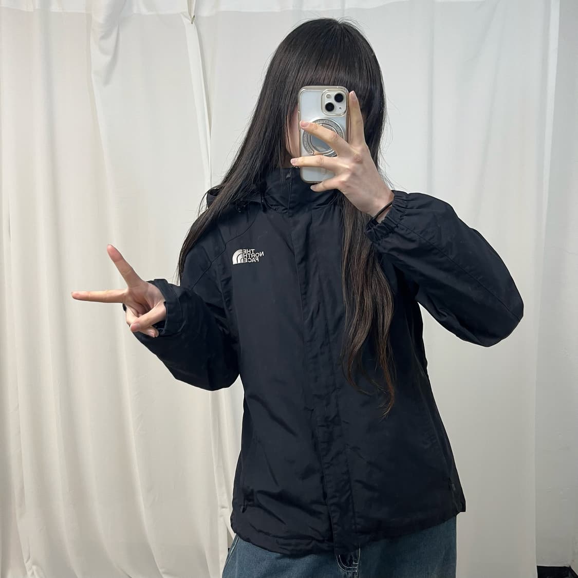 The North Face Black Windbreaker 상품이미지2