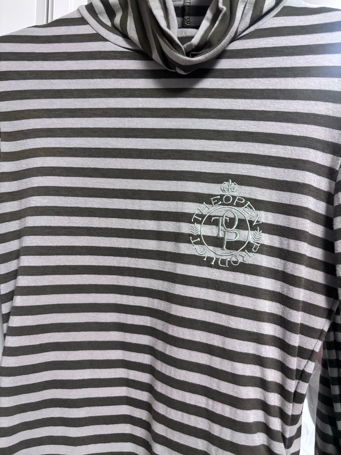 더오픈프로덕트 카키 스트라이프 탑   상품이미지6