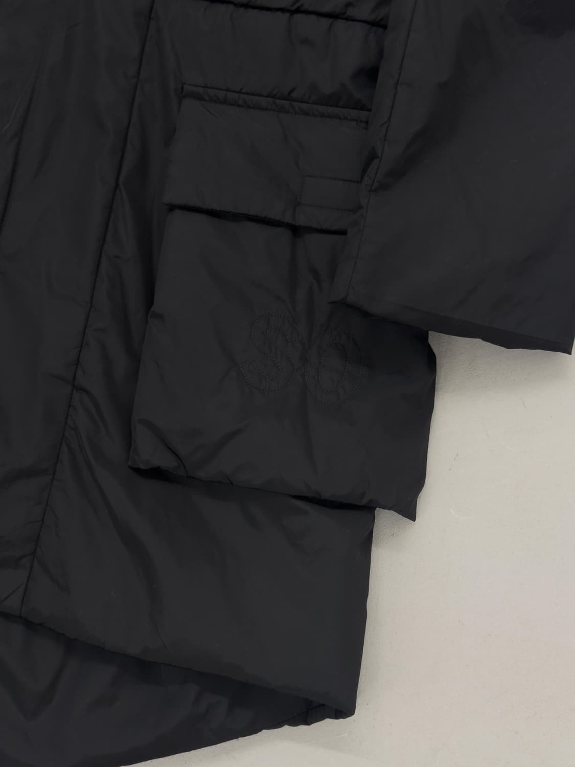 알렉산더 반 슬로베 다운 코트 상품이미지6