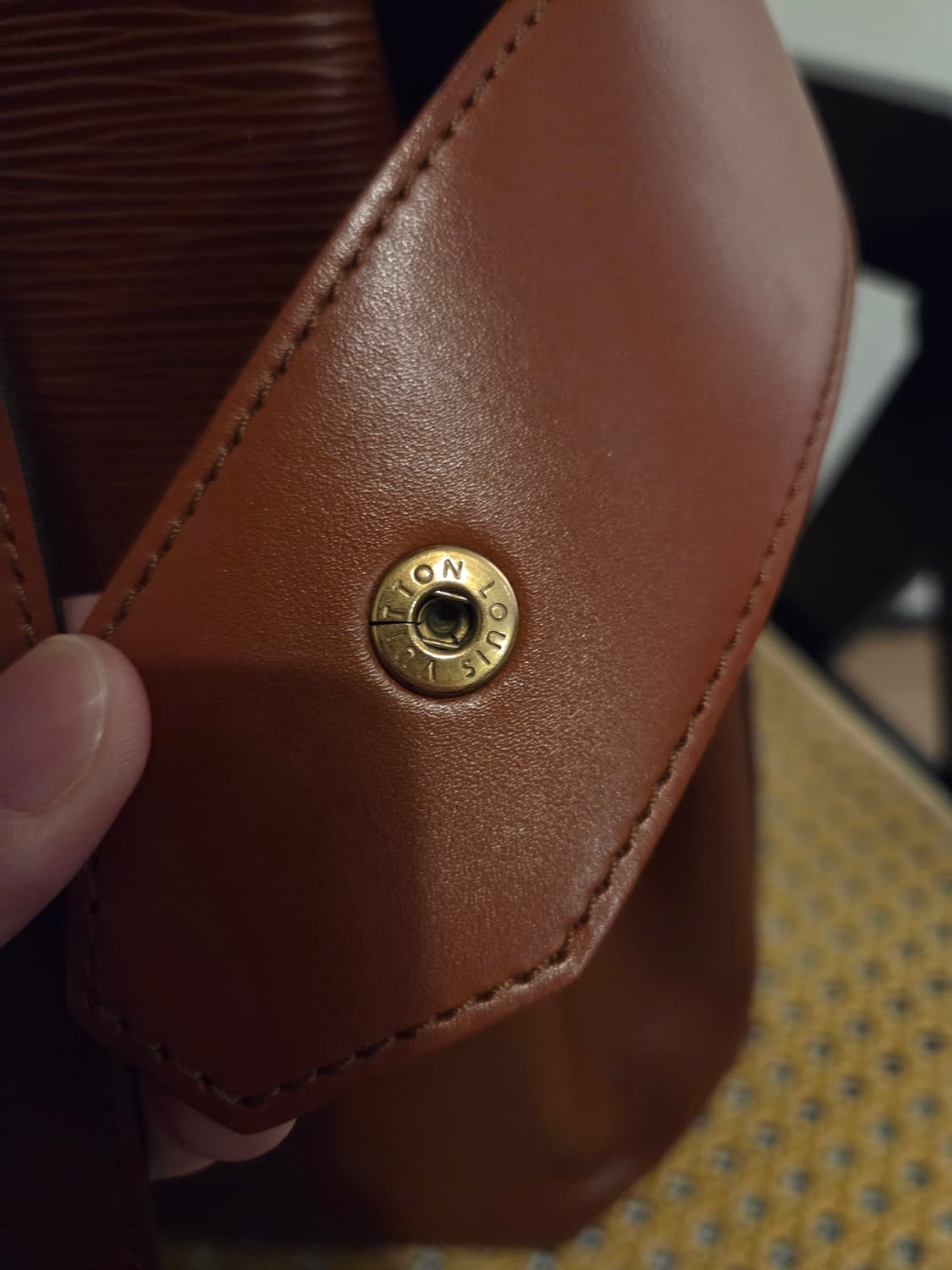 루이비통 삭데폴 삭 데 폴 에삐 브라운 GM 사이즈 상품이미지6