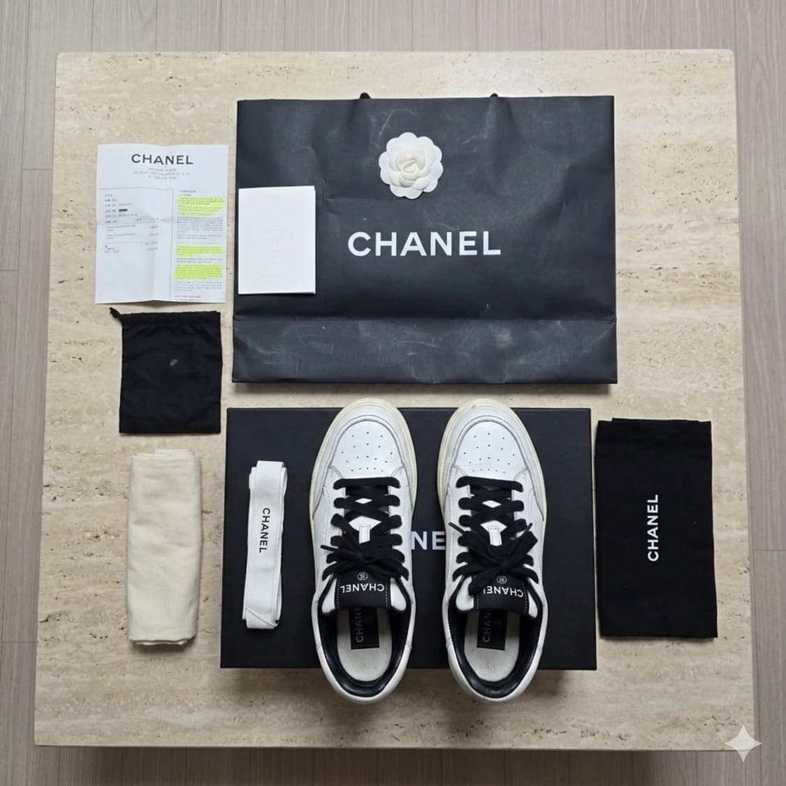 {클로젯}[37][풀구성+인보이스]샤넬 테니스 백로고 스니커즈 상품이미지1