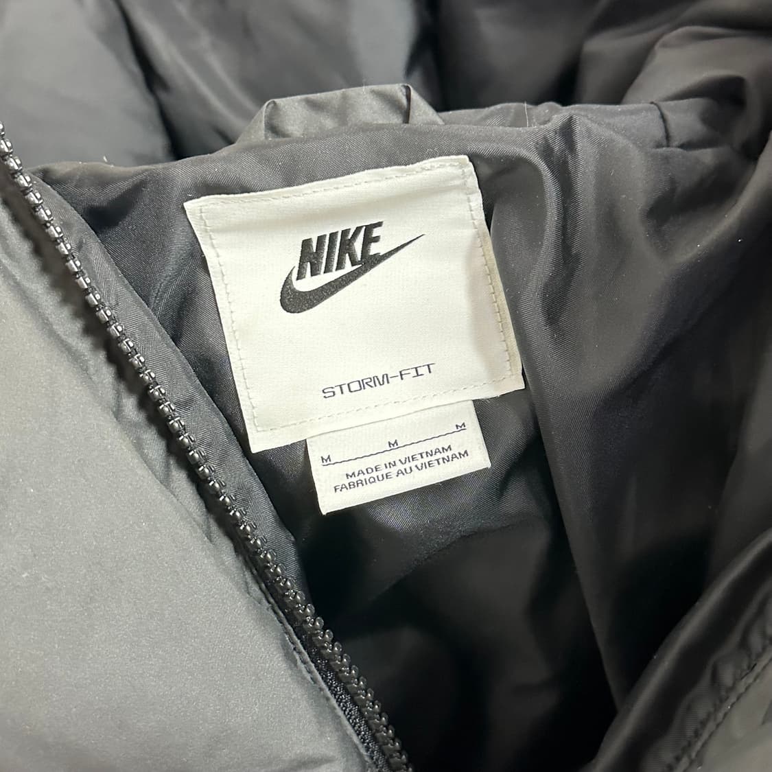 (새상품 급) 나이키 스톰핏 패딩 m사이즈 팝니다 상품이미지4
