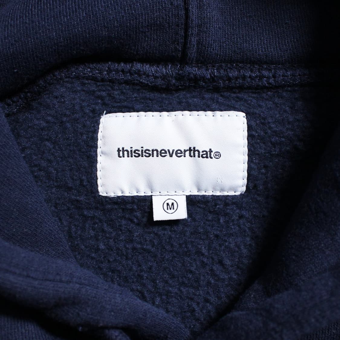 thisisneverthat® 디네뎃 네이비 기모 후드티 상품이미지5
