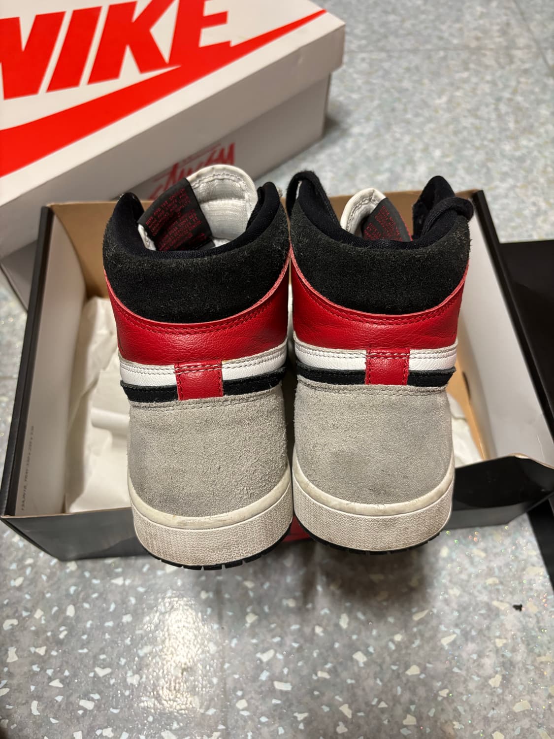 나이키 에어 조던 1 하이 OG 스모크 그레이 상품이미지2