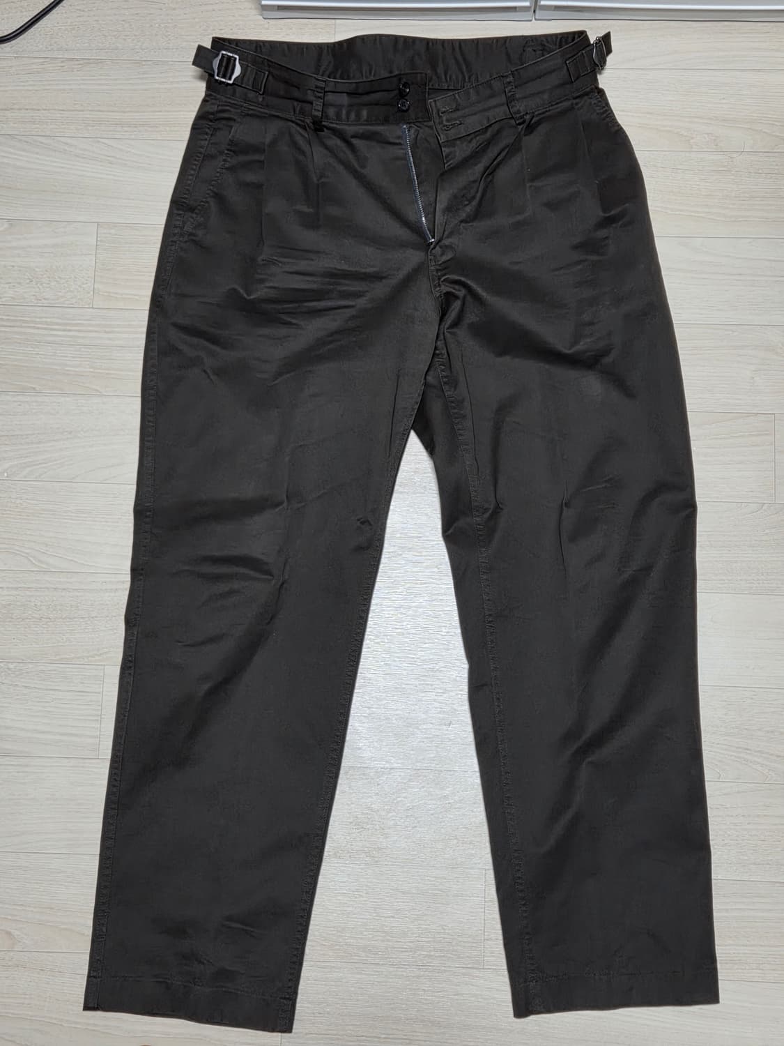 어나더오피스 산티아고 브라운 상품이미지1