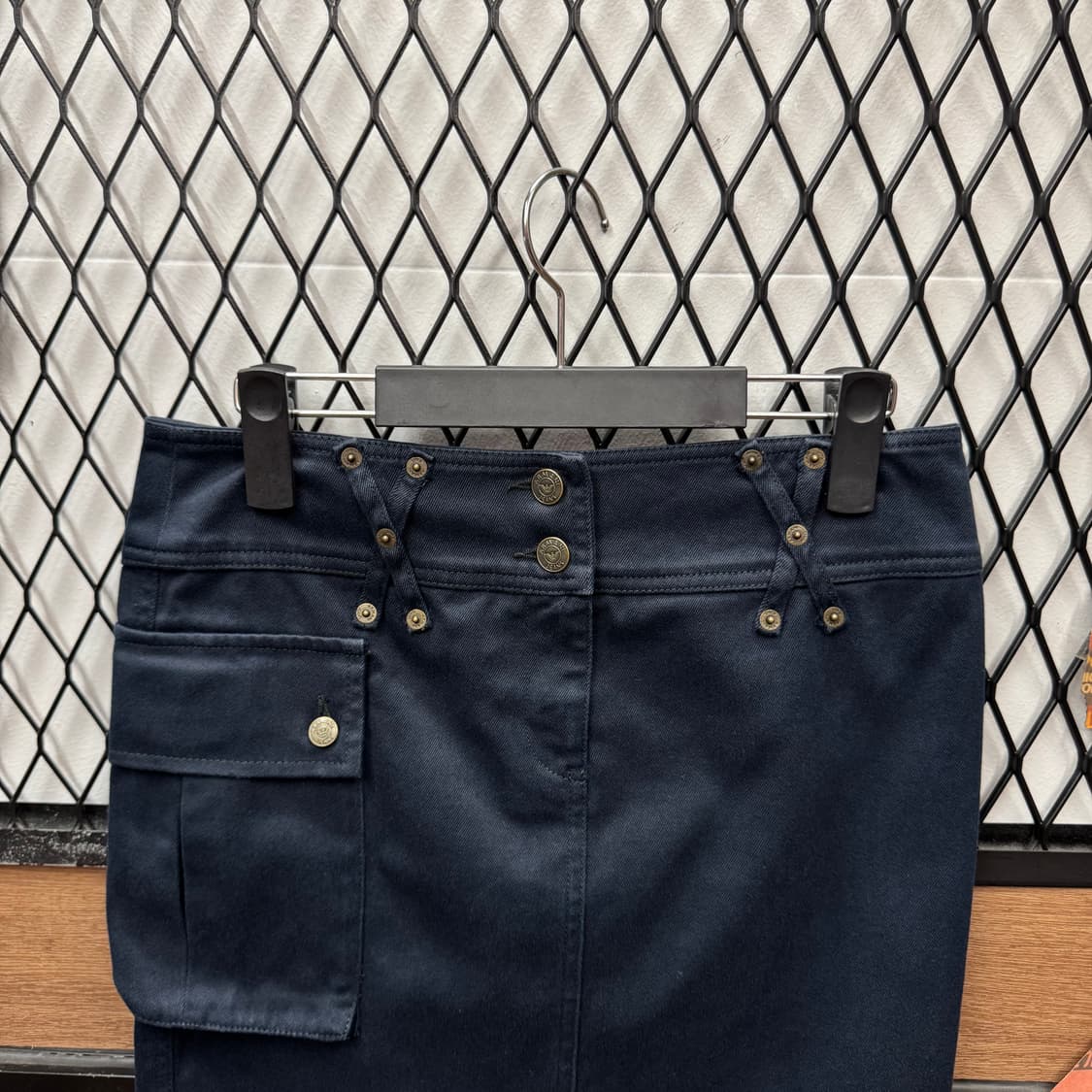 00s 아르마니 진스 미니 스커트 사이드 포켓 포인트 네이비 상품이미지3