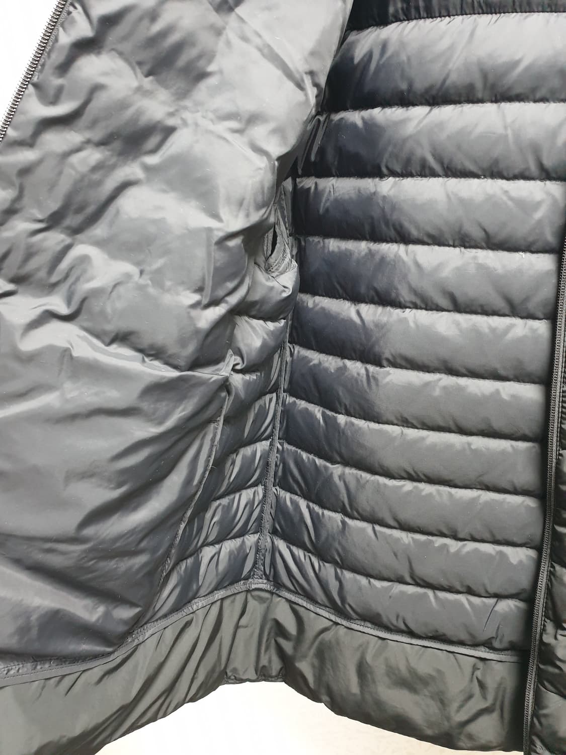 [남100] 데상트 스키 구스 경량패딩 블랙 상품이미지7