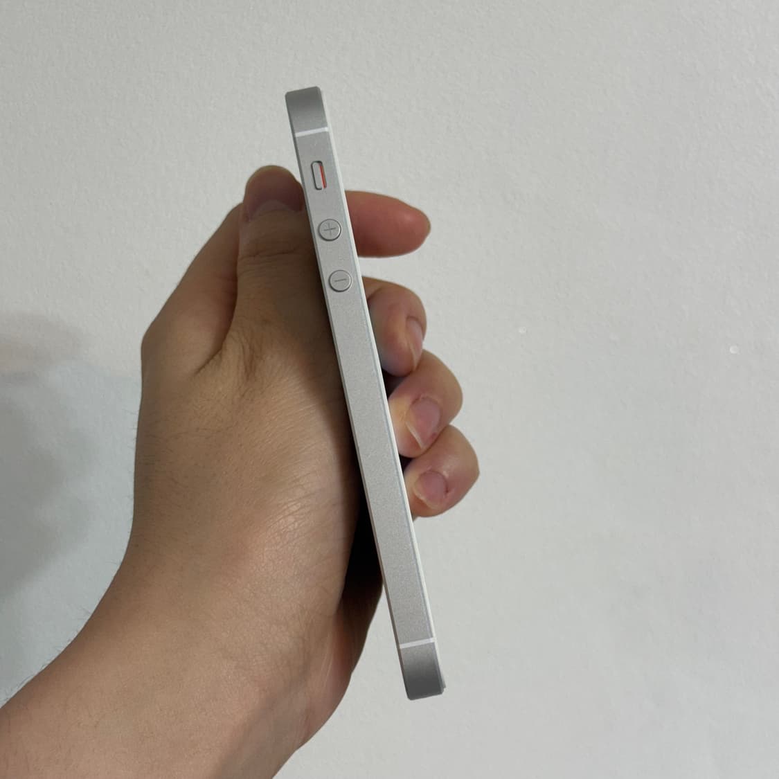 [특S급] 아이폰 1세대 se 실버 128GB 상품이미지4