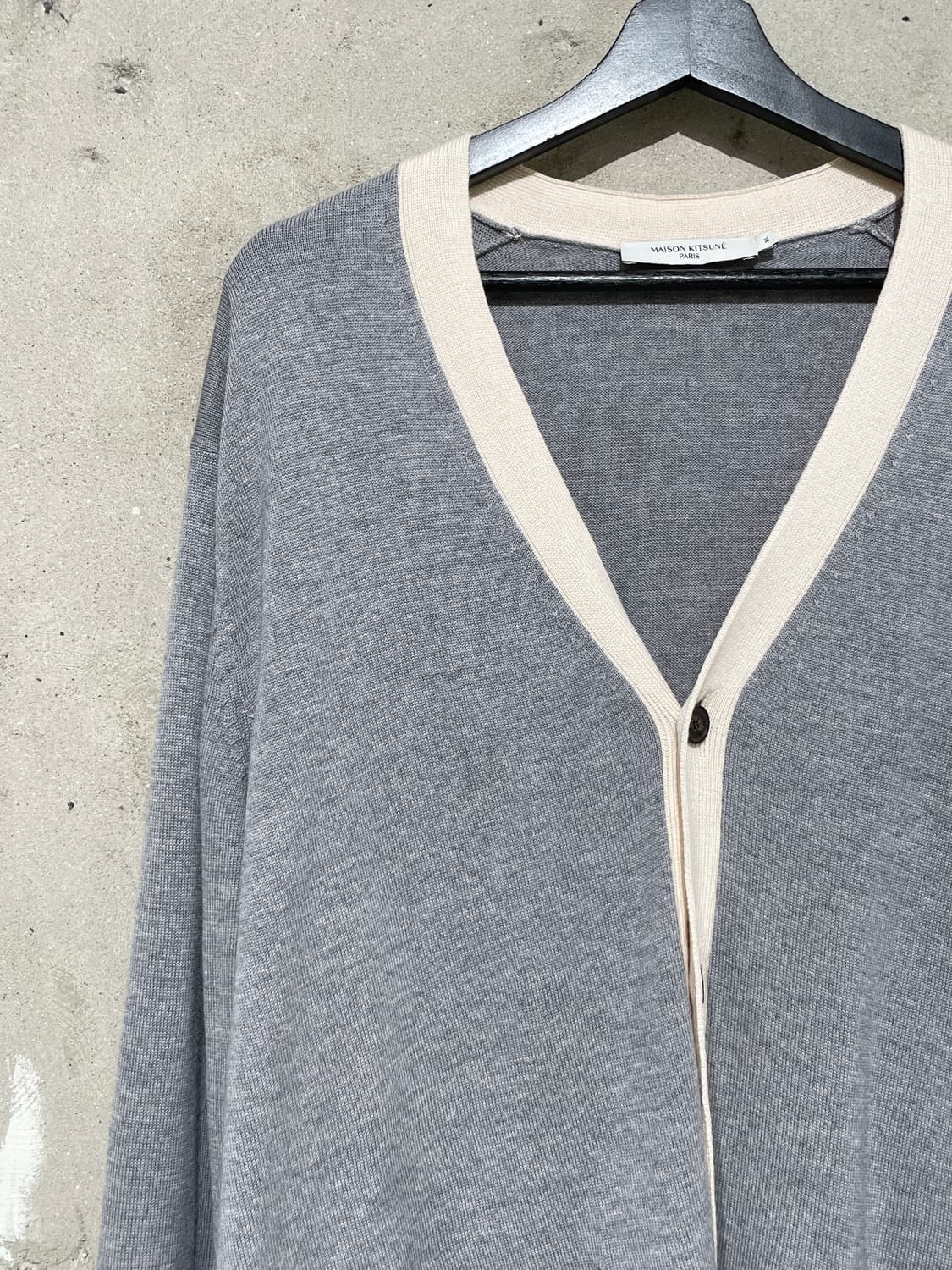 메종 키츠네 멜란지 그레이 폭스 패치 패널 가디건 상품이미지2