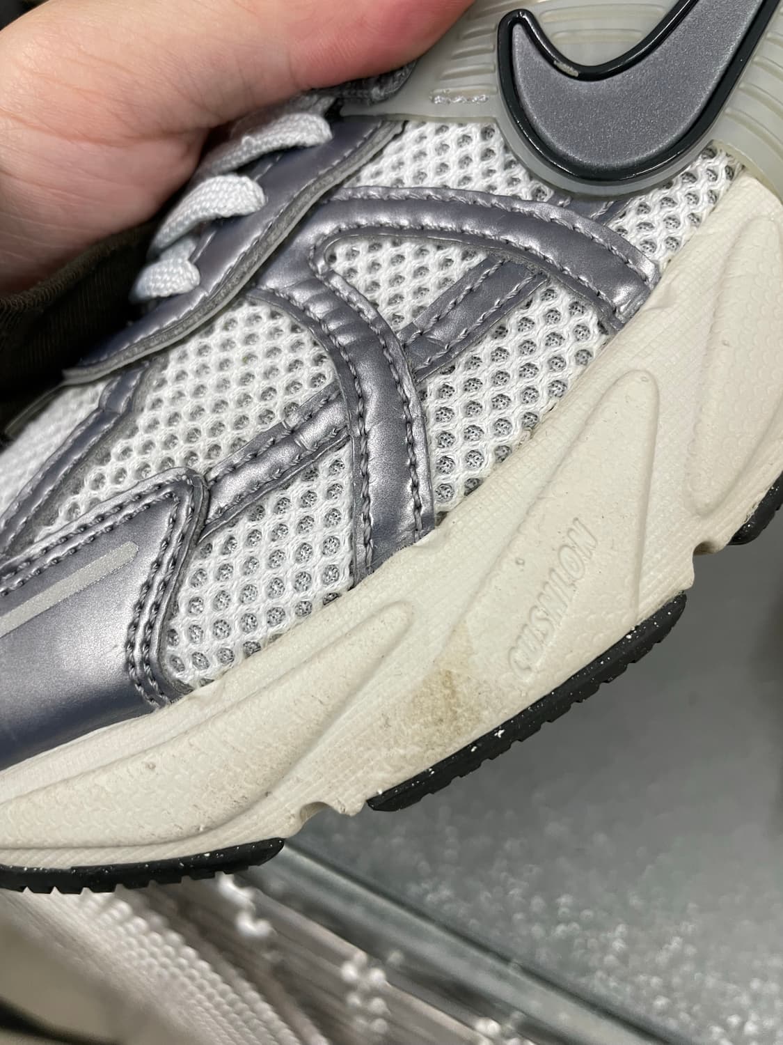 나이키 V2K 런 퓨어 울프 그레이 240 상품이미지7