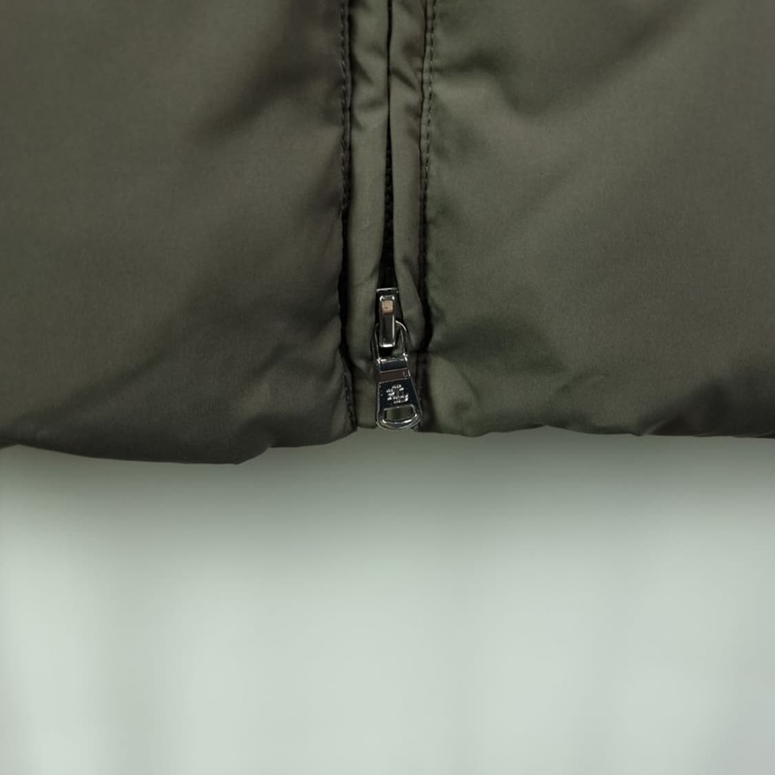 [폴로 랄프로렌] 덕다운 롱 패딩 카키 M18261 상품이미지7