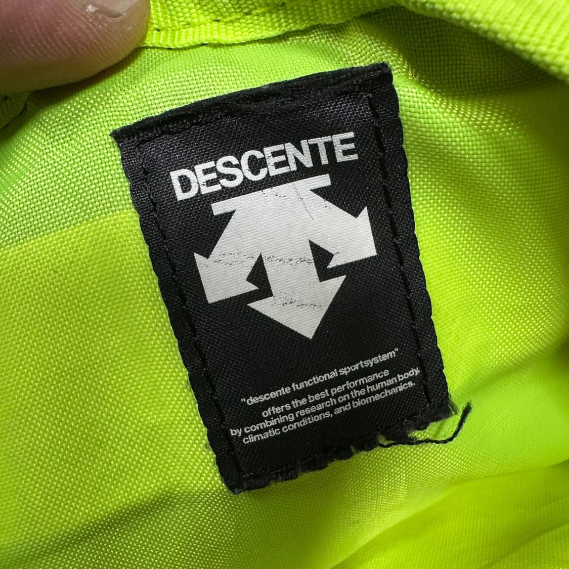 (바배) 데상트 힙색  상품이미지4