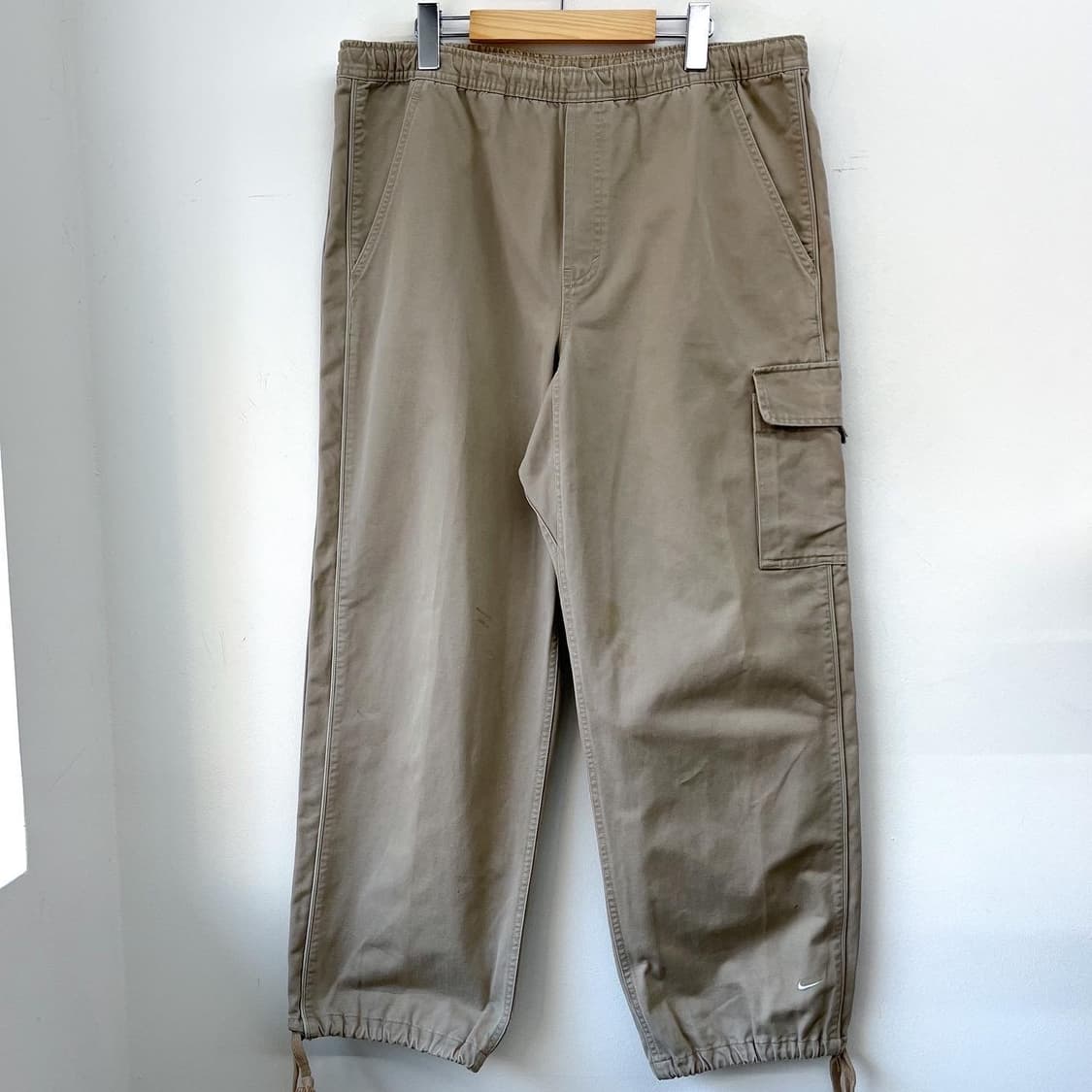 나이키 00s 스우시 원포켓 베이지 와이드 카고조거팬츠 상품이미지3