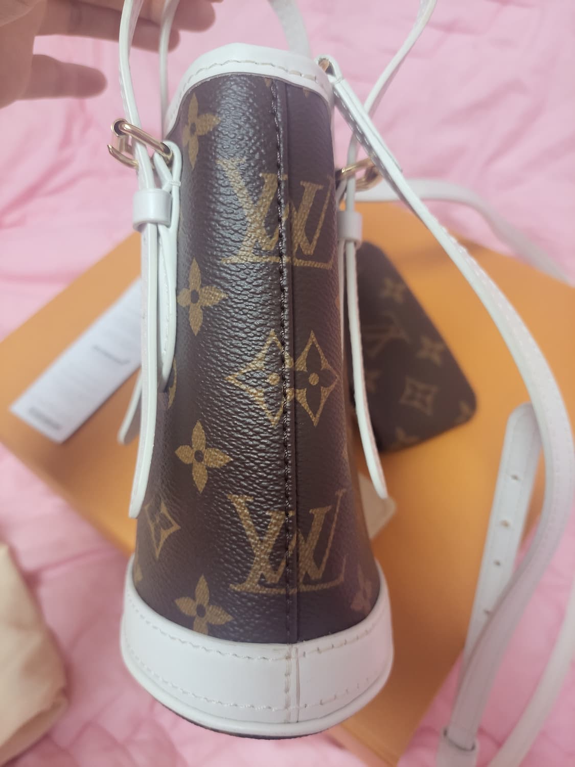 정품)급처상태좋음!루이비통 나노 버킷백 모노그램 토트백 가방 크로스숄더백 상품이미지8