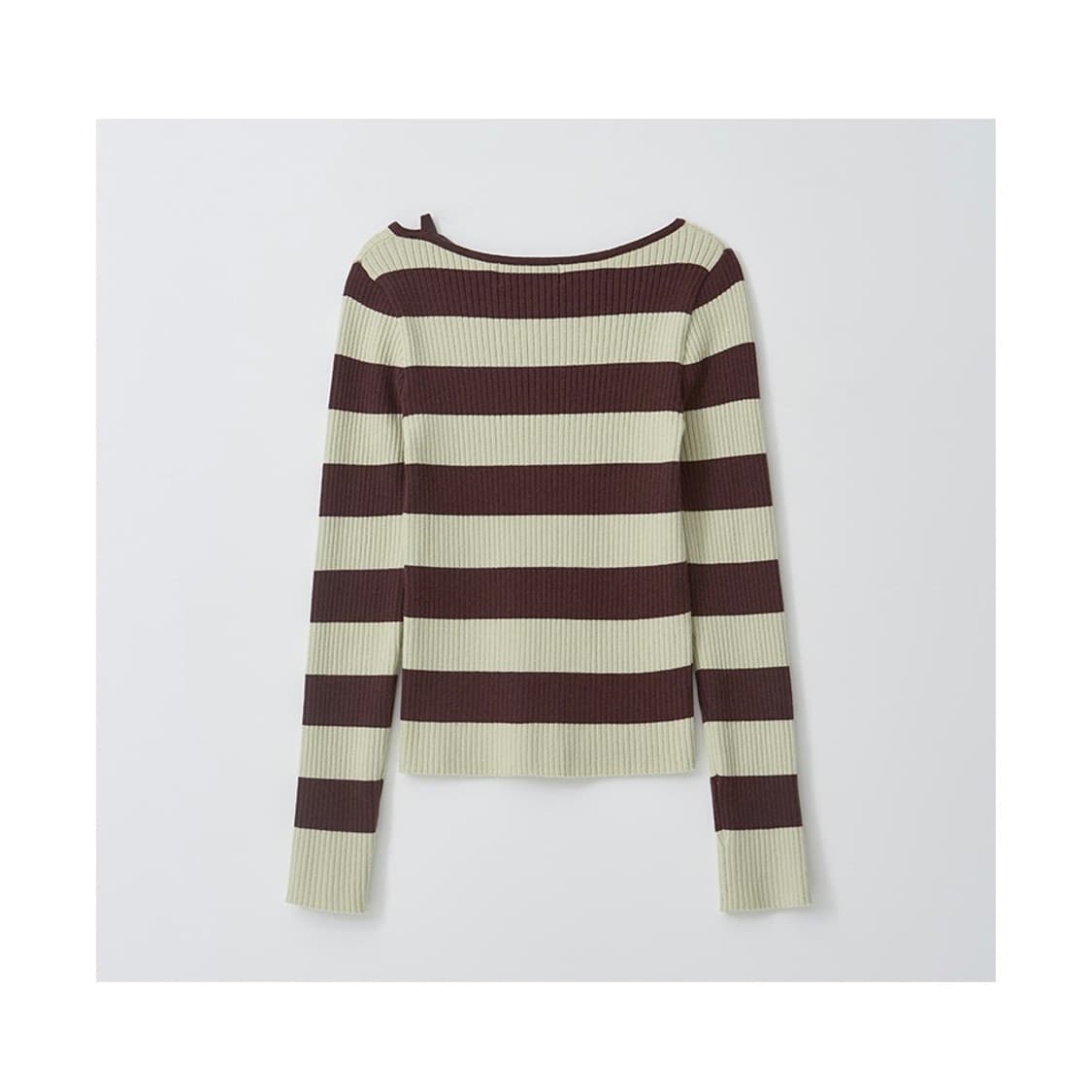 로라로라 장원영 컷아웃 리본 니트 팝니다! 상품이미지4