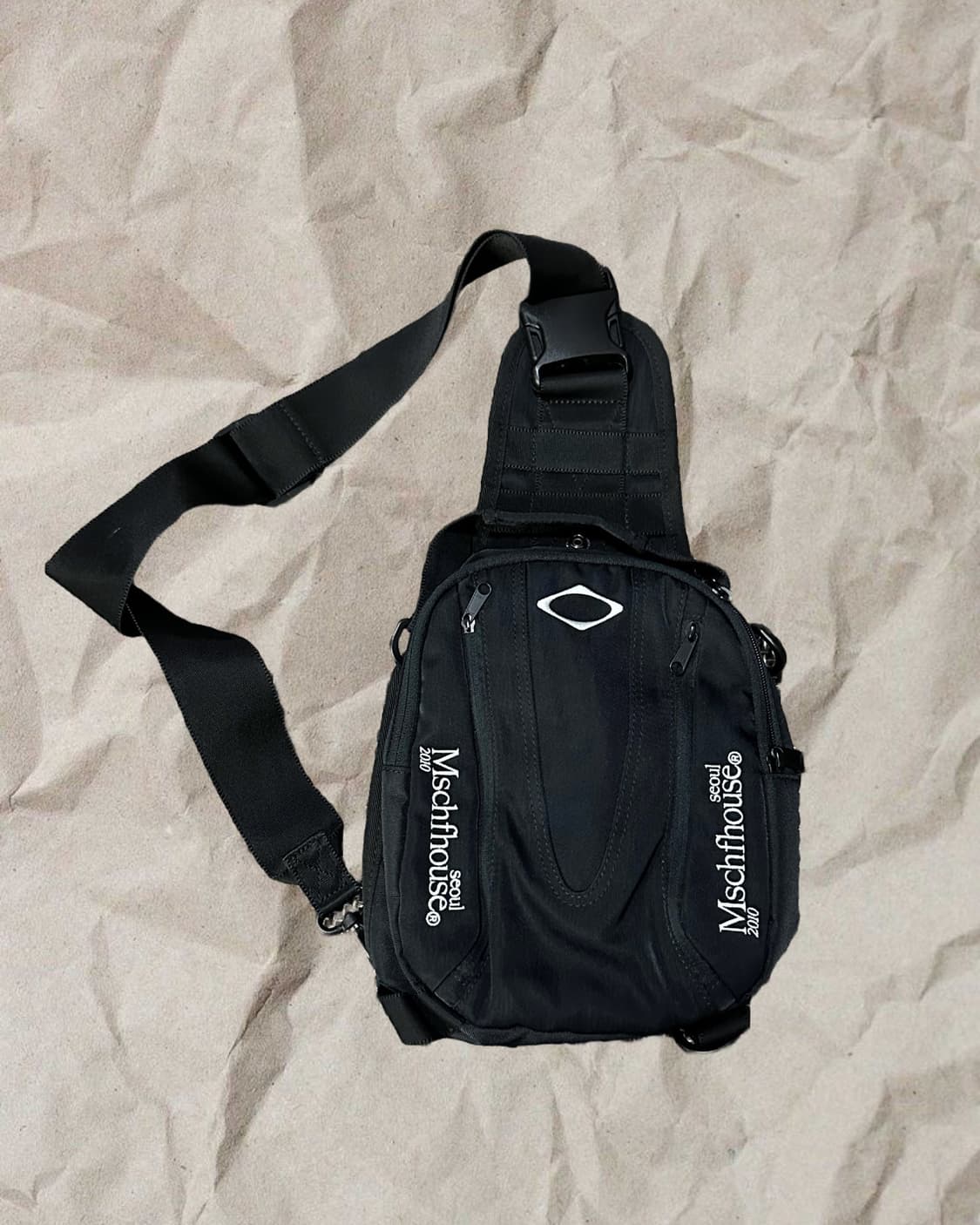 Mischief Rhombus Sling Bag 상품이미지1