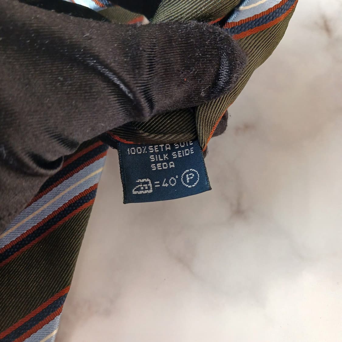 아쿠아스큐텀 실크 스트라이프 넥타이 8.5cm A등급 A18918
 상품이미지10