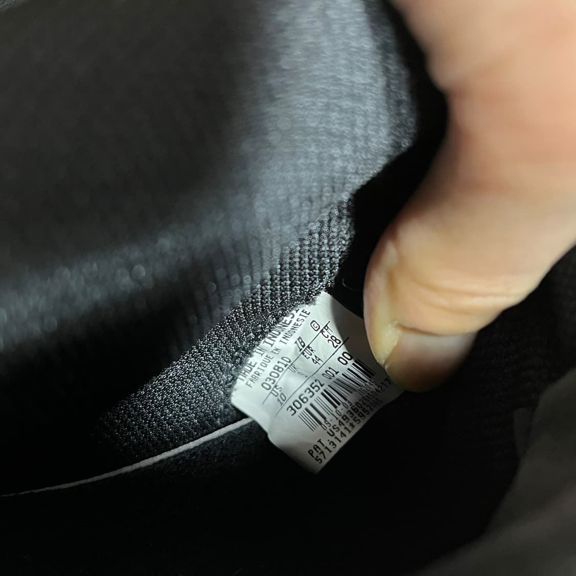 나이키 에어포스 1 미드 트리플 블랙 슈즈 상품이미지9