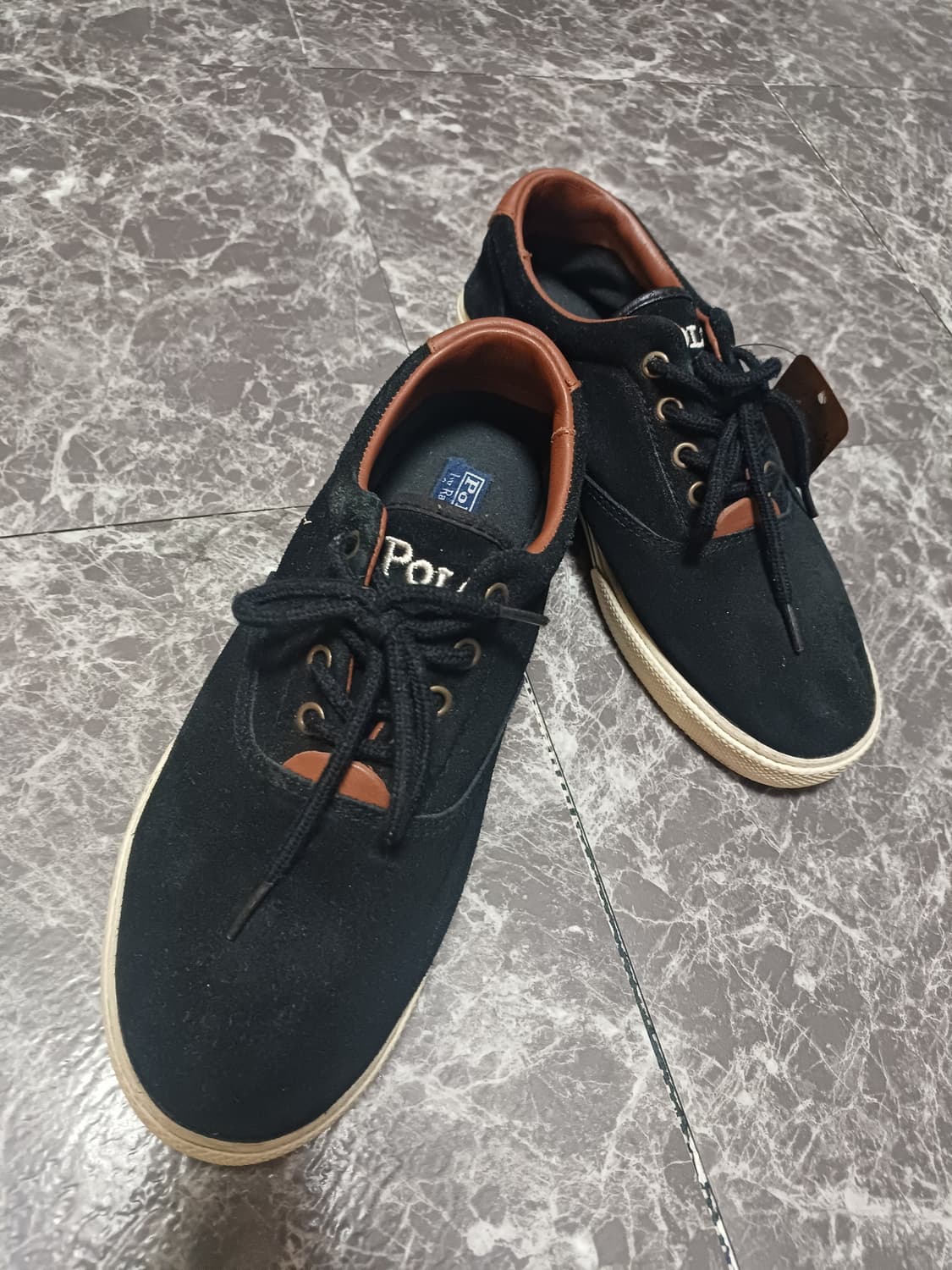 폴로 랄프로렌 블랙 스웨이드 스니커즈 상품이미지1