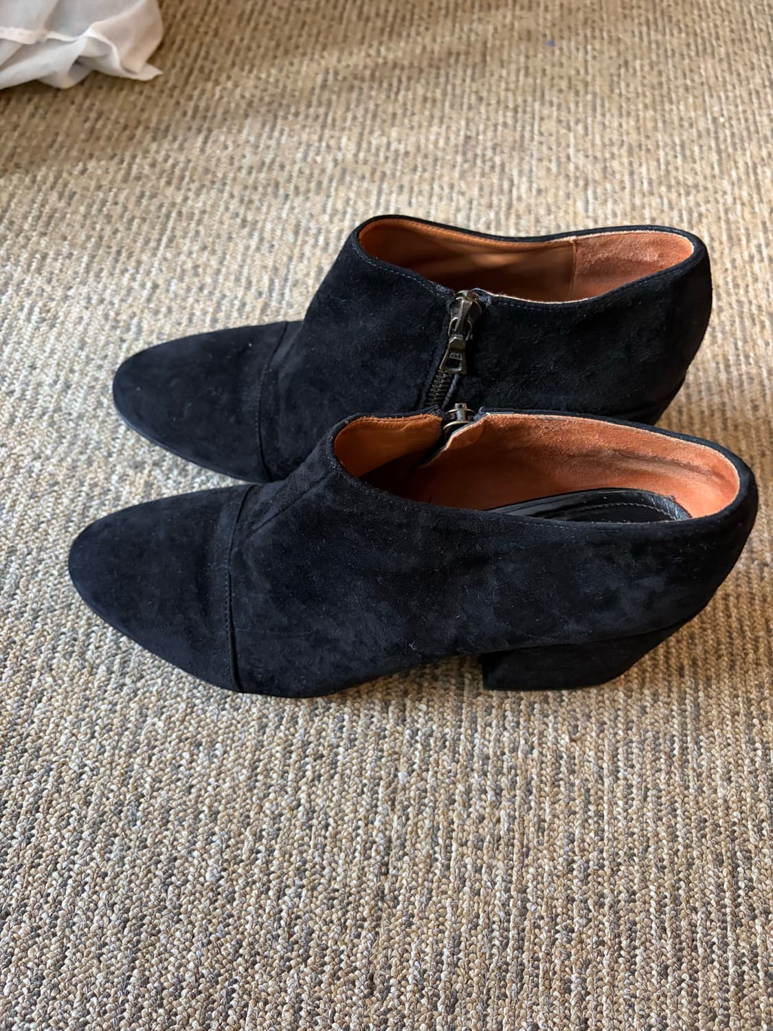 드리스 반 노튼 스웨이드 펌프스 상품이미지1