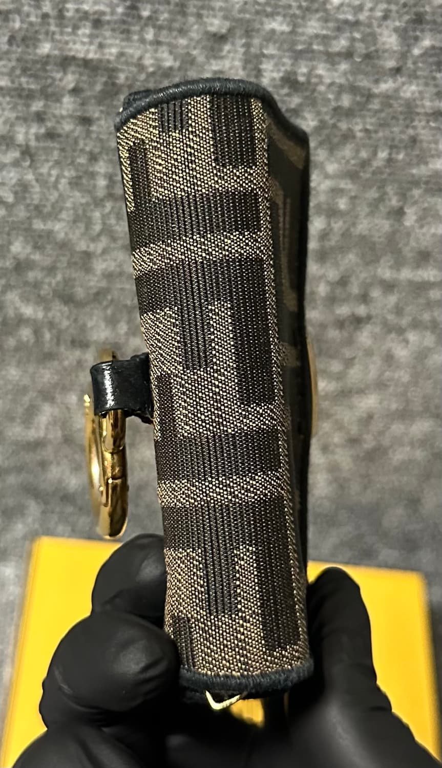 펜디 바게트 백 상품이미지7