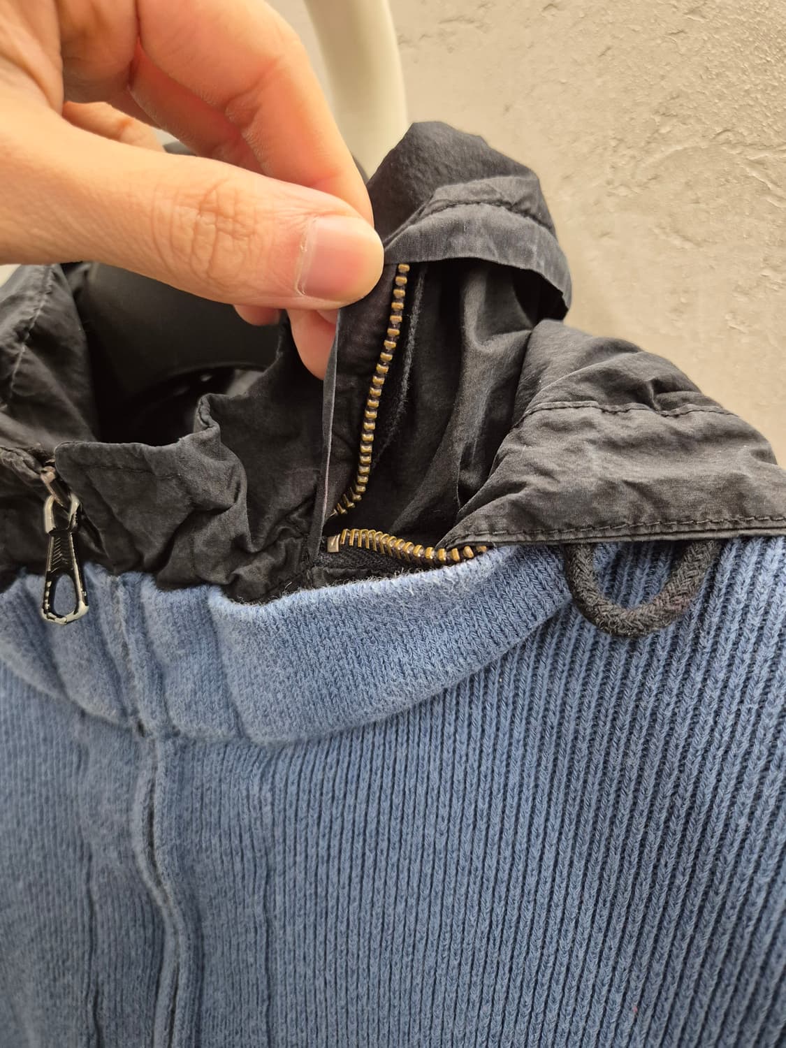 CP컴퍼니 블루 니트 고글 후드 집업 100 상품이미지3