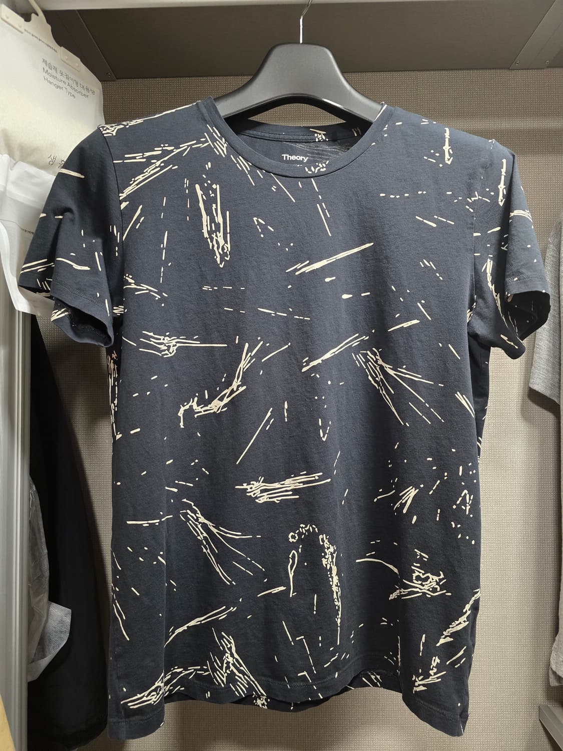 띠어리 프린트 반팔 티셔츠 (95-슬림100) 상품이미지1