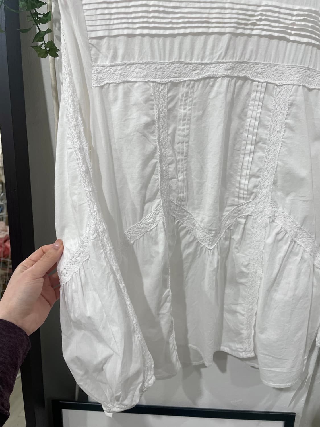 사선 레이스 블라우스 상품이미지9