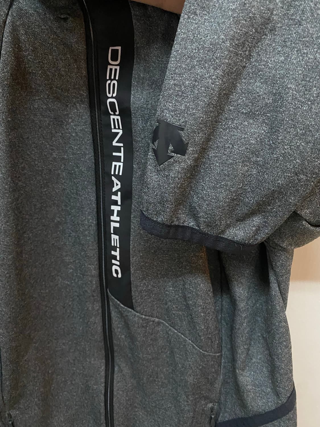 데상트 여성 져지 집업 자켓 90사이즈 상품이미지3