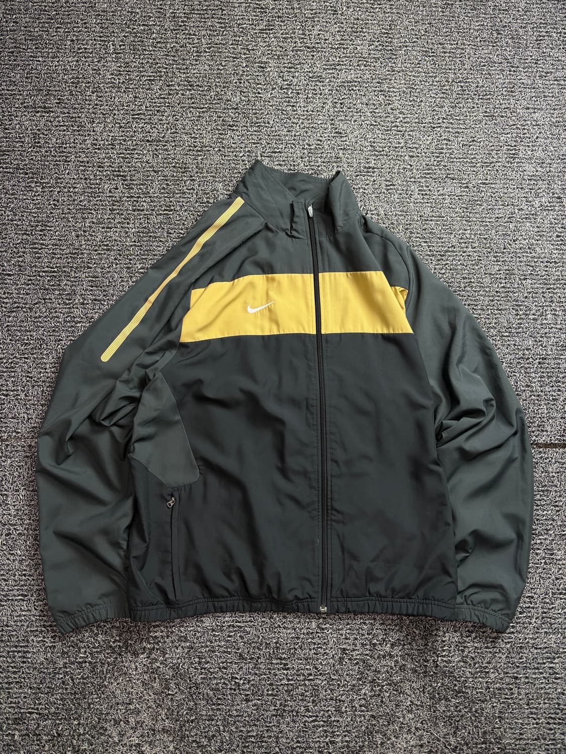 나이키 스우시 로고 올드스쿨 바람막이 자켓 2510 상품이미지1