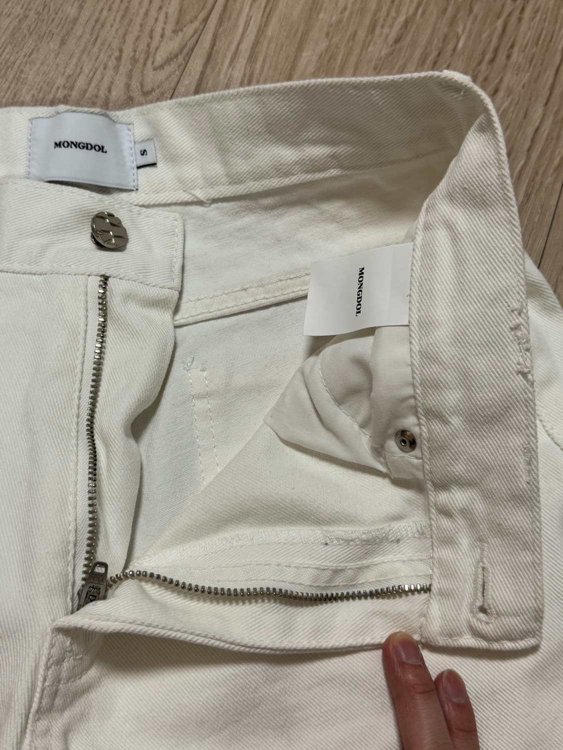 [새상품] 몽돌 화이트 코튼 팬츠 (s사이즈) 상품이미지3