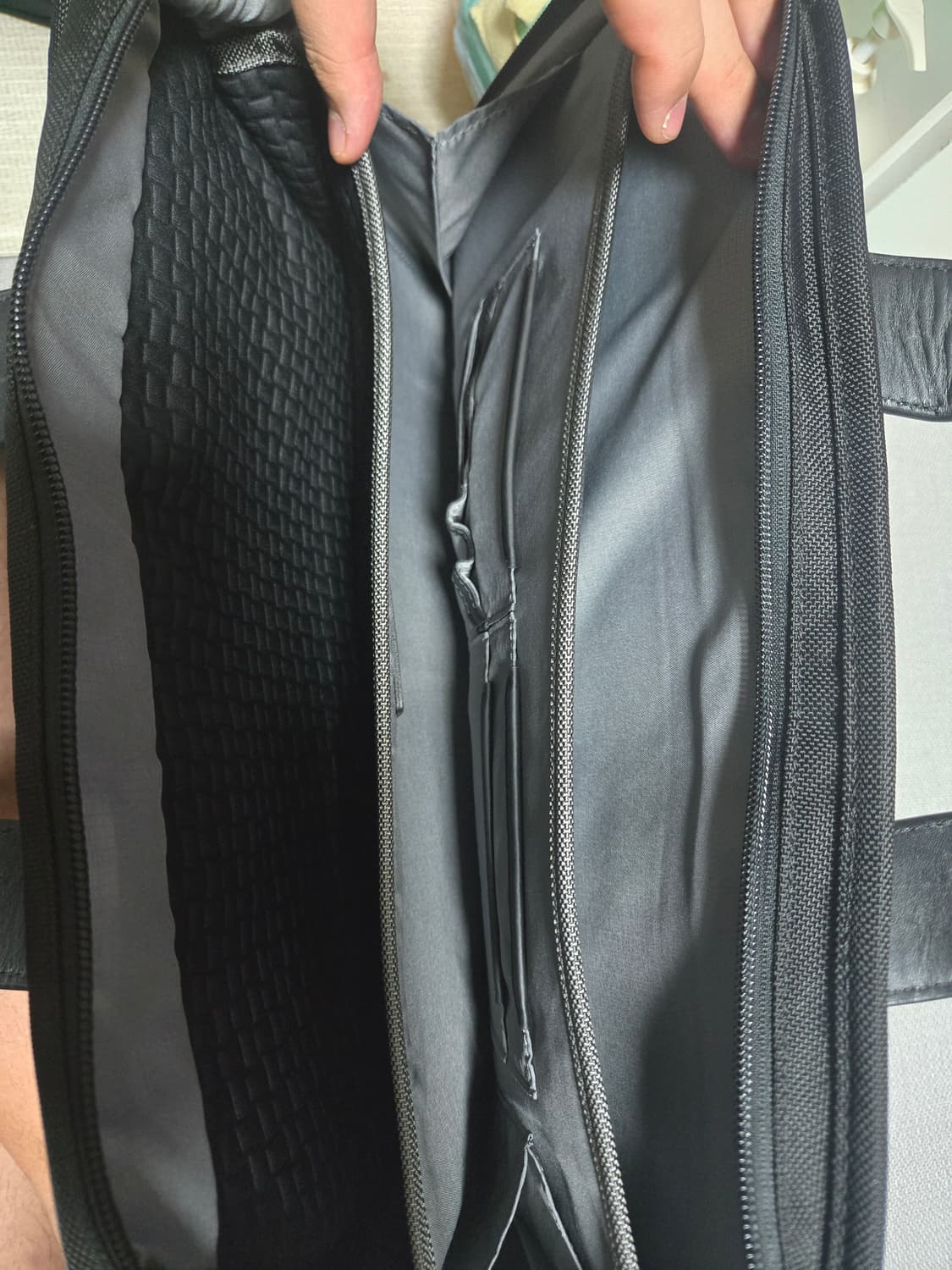 투미 서류가방 팝니다 상품이미지7