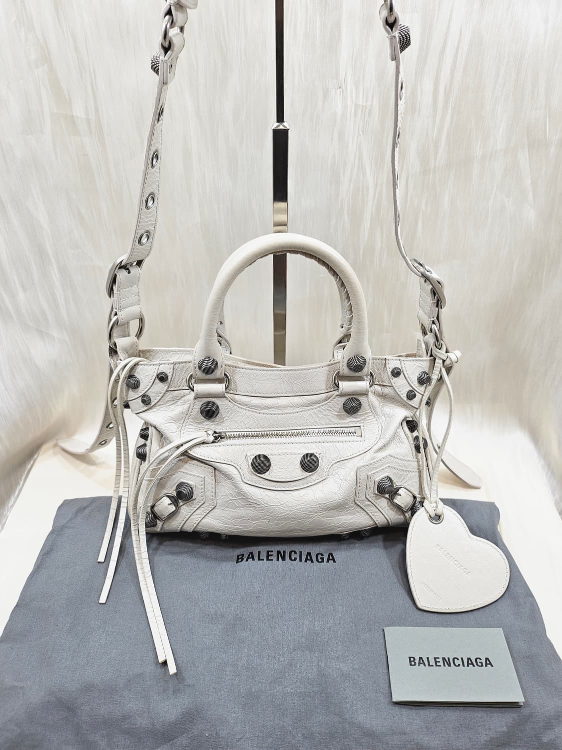 [정품]발렌시아가 네오 카골 스몰 오프 화이트(정품감정서 동봉) 상품이미지1