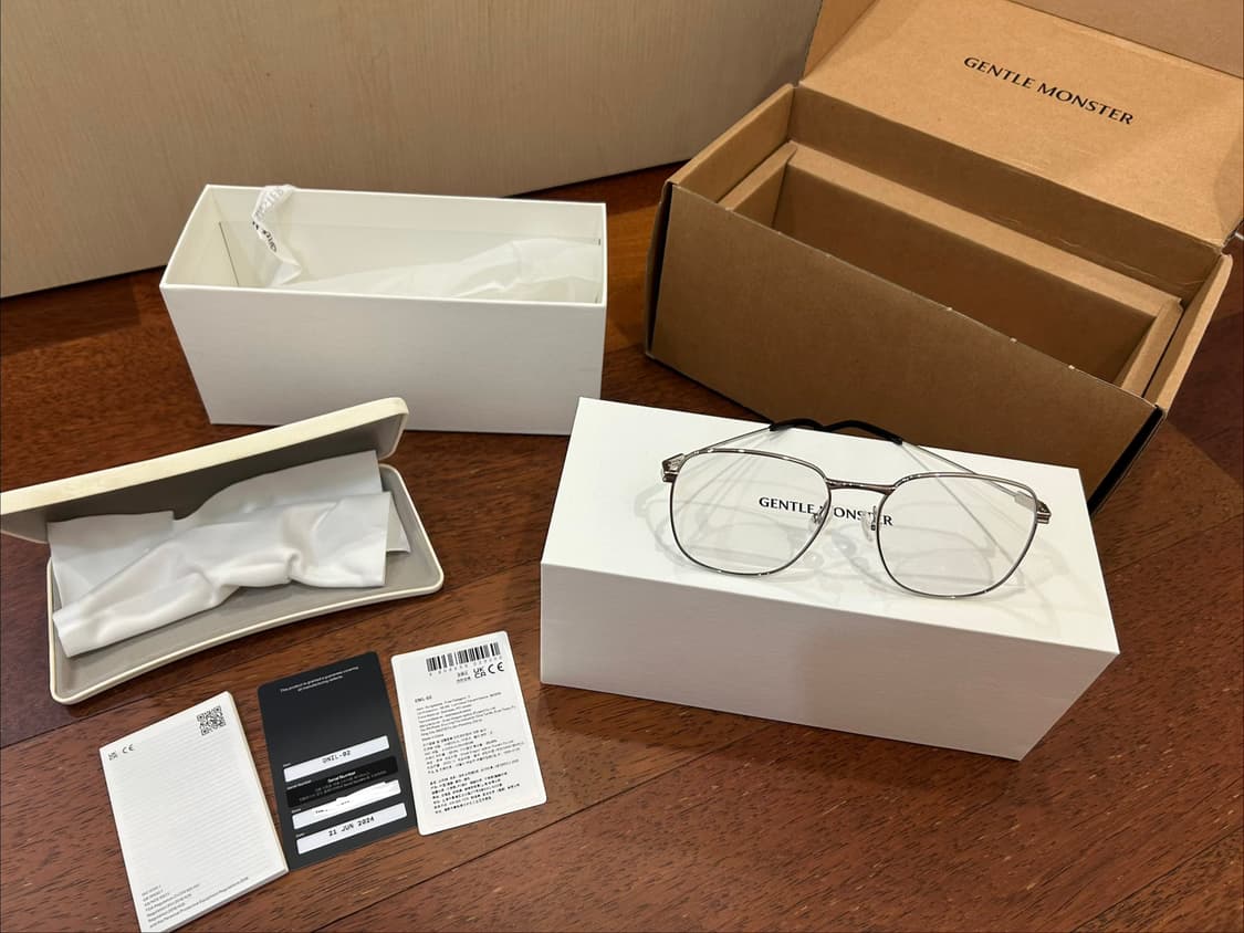 젠틀몬스터 ONIL-02 실버 안경 상품이미지7