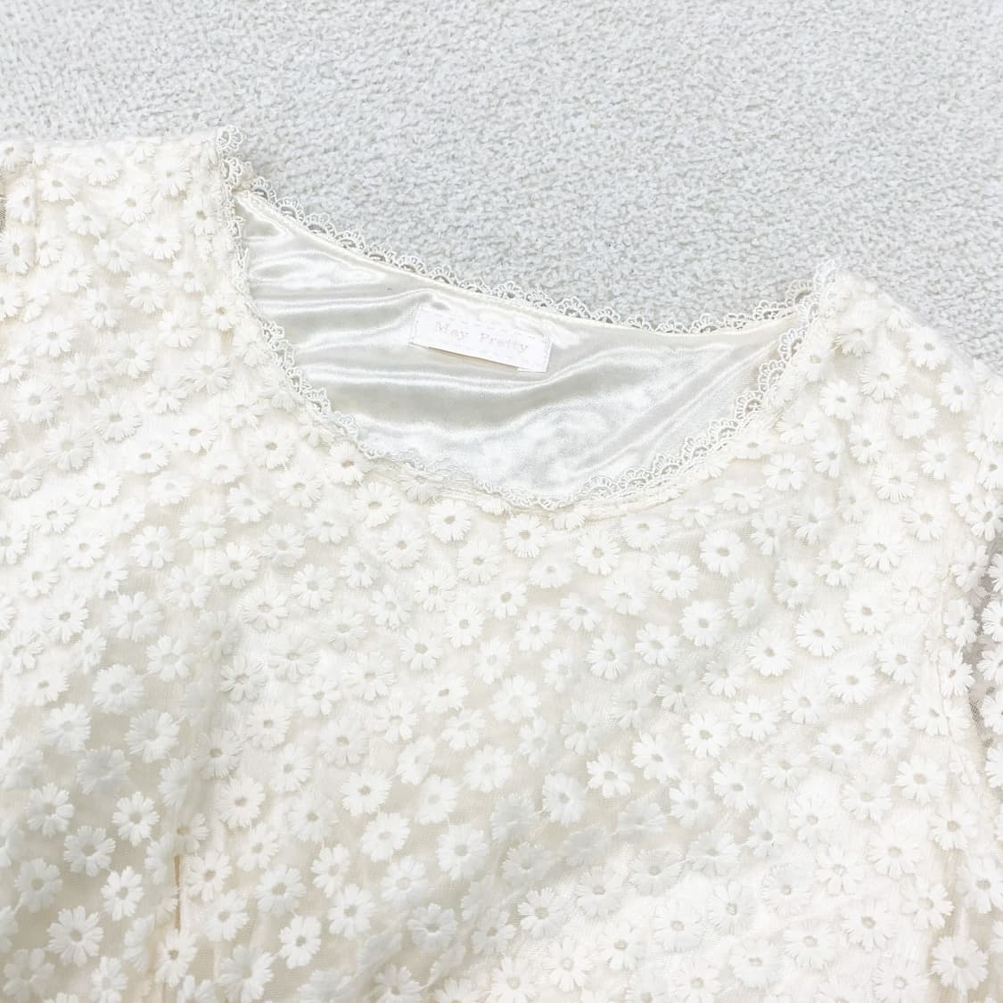 May pretty ♥ 메이프리티 꽃 레이스 리본 블라우스 상품이미지3