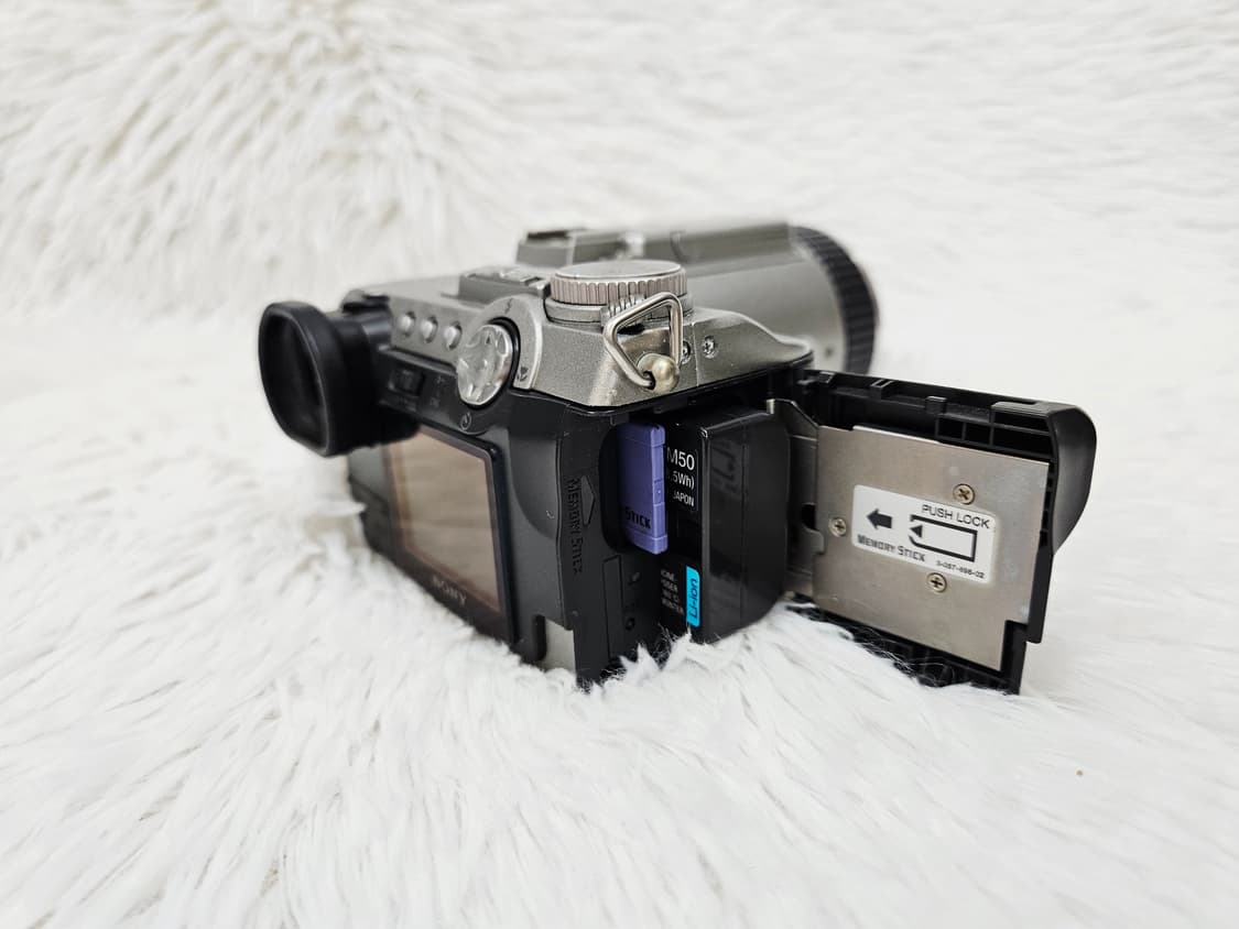 [고장품/부품용] 소니 사이버샷 DSC-F707 디카, 디지털카메라 상품이미지6