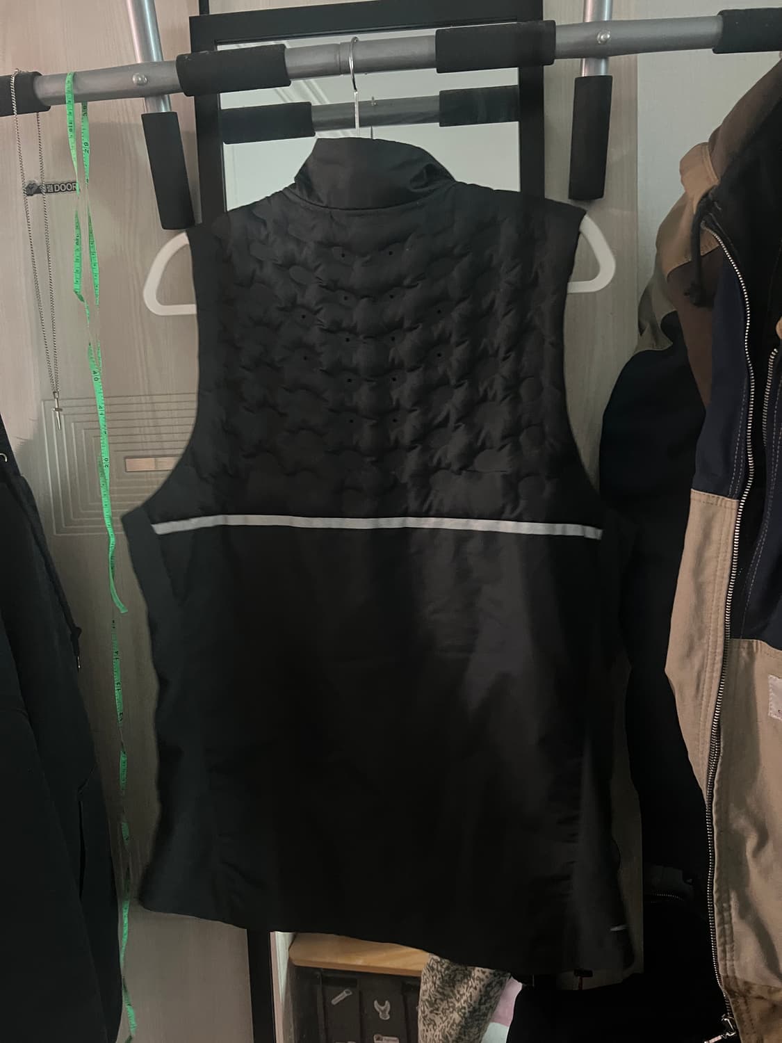 나이키 러닝 에어로프트 운동용 경량 패딩 베스트 상품이미지2