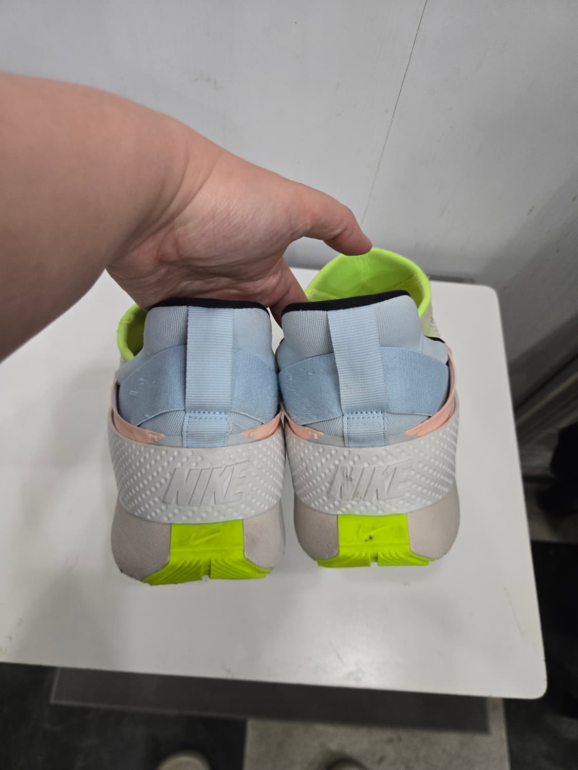 사이즈285)) NIKE 나이키 고 플라이이즈 신발! 신고 벗기 편해요~ 상품이미지3