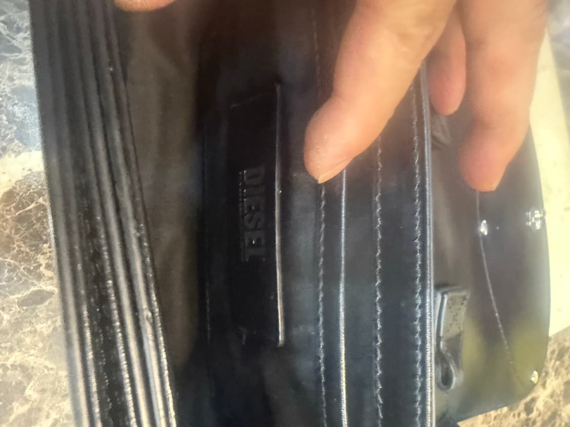 정품 디젤 1DR 숄더백 팝니다 상품이미지7