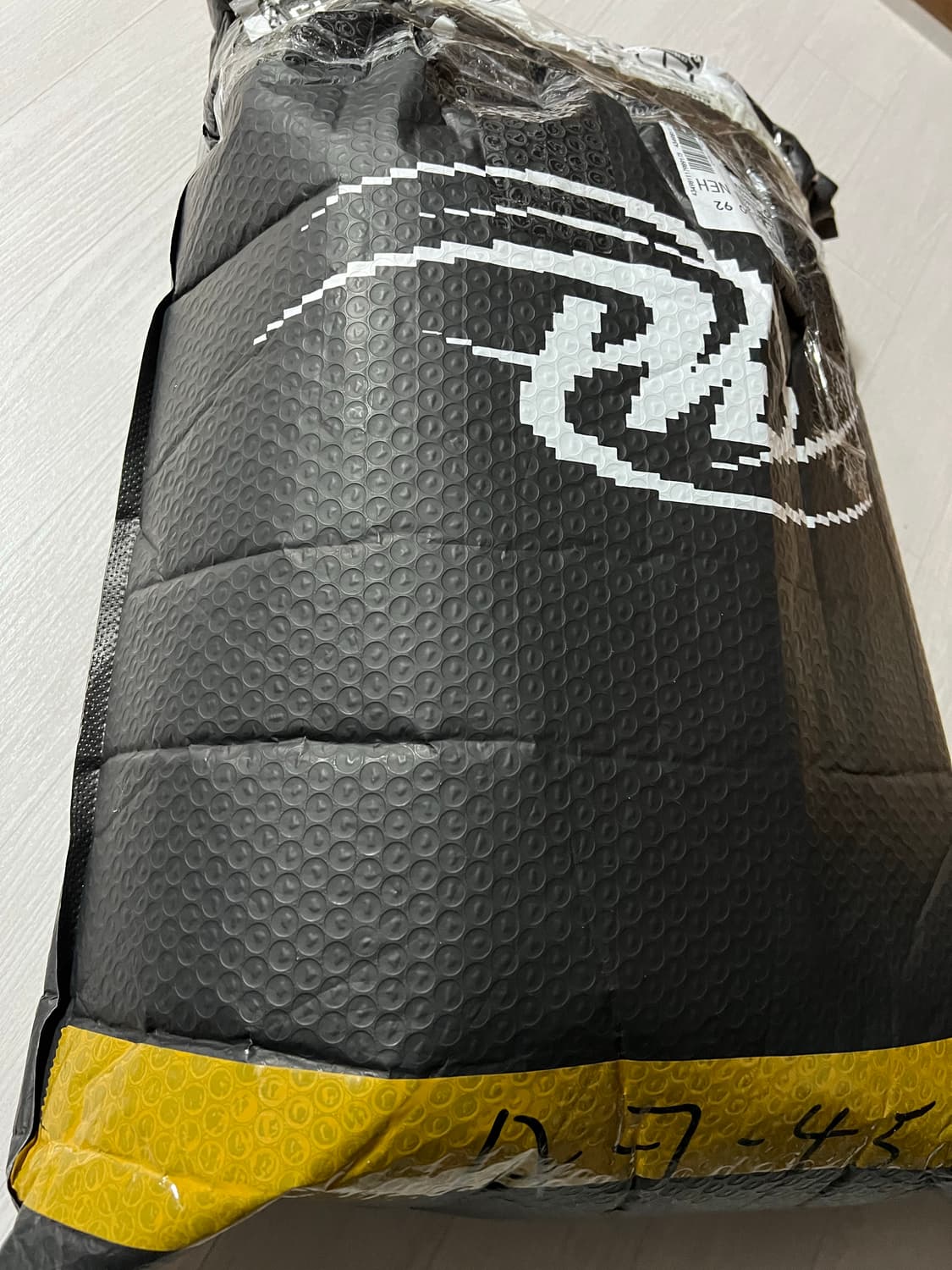 비엑세스 BACCESS PAIKI FAUX FUR PUFFER 재킷 상품이미지8