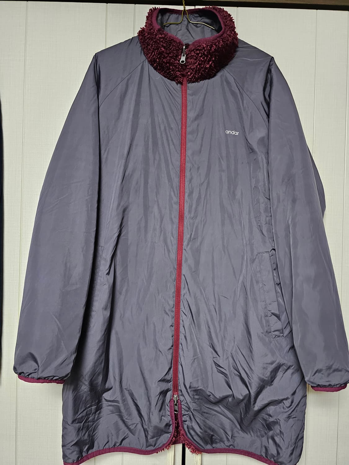 안다르 미들파이 리버서블 양털코트 상품이미지4