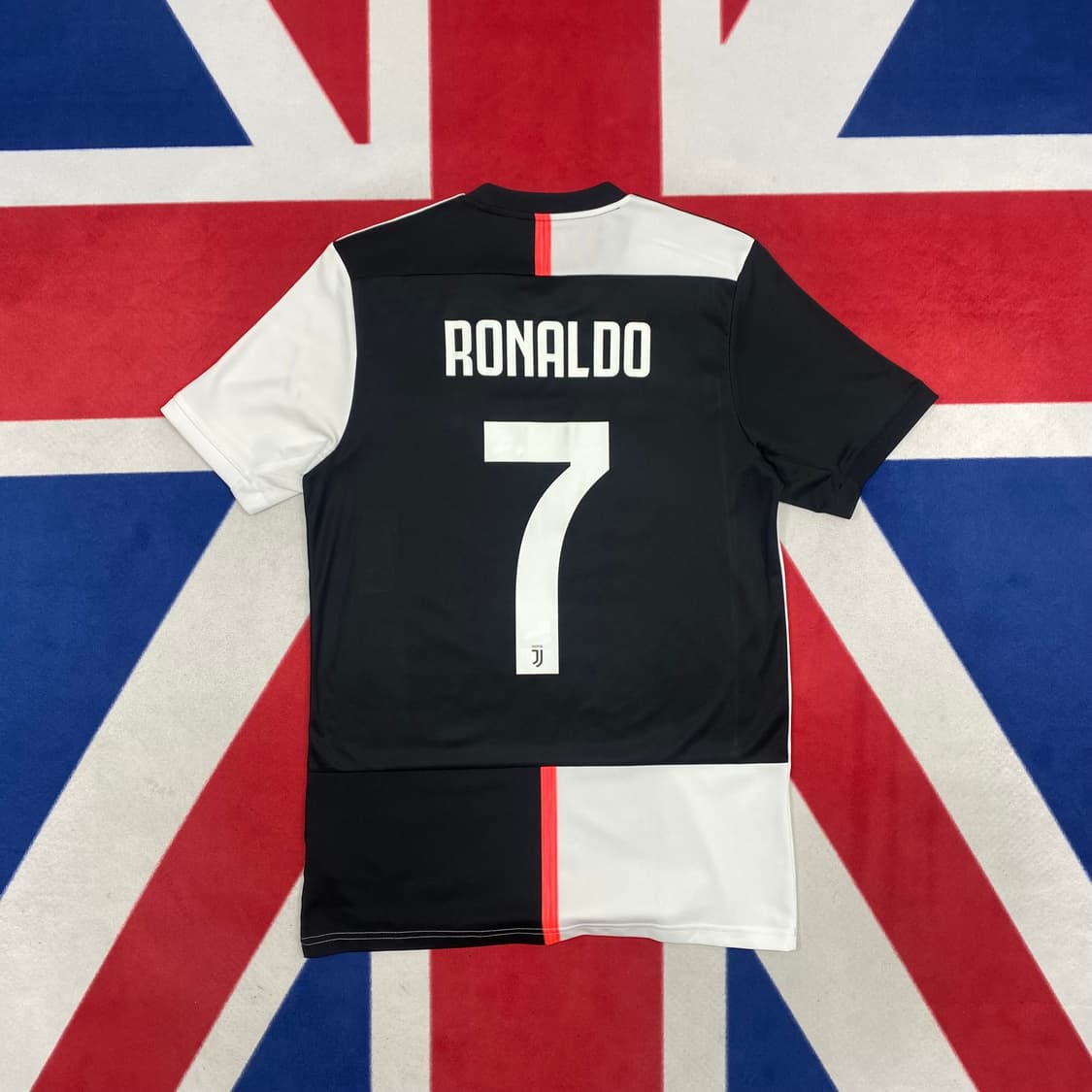 19-20 아디다스 유벤투스 호날두 유니폼 L  상품이미지3
